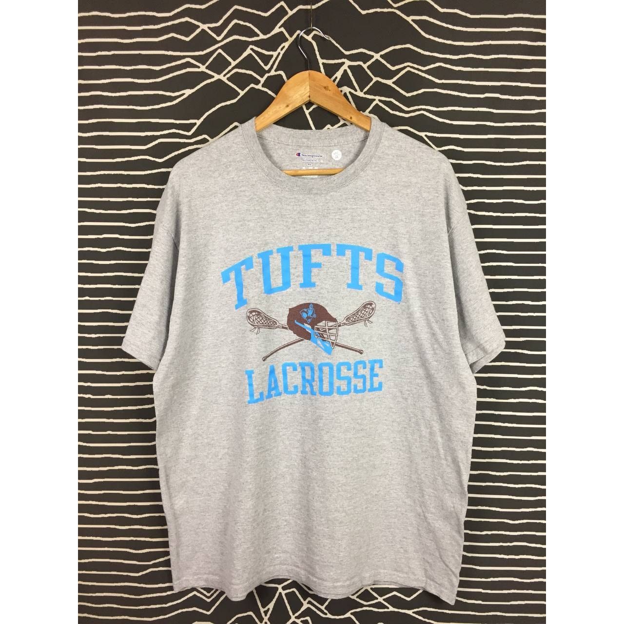 Champion Champion Authentic Tufts Lacrosse Spell Out Logo Tee Size US XL / EU 56 / 4 - 1 Thumbnail