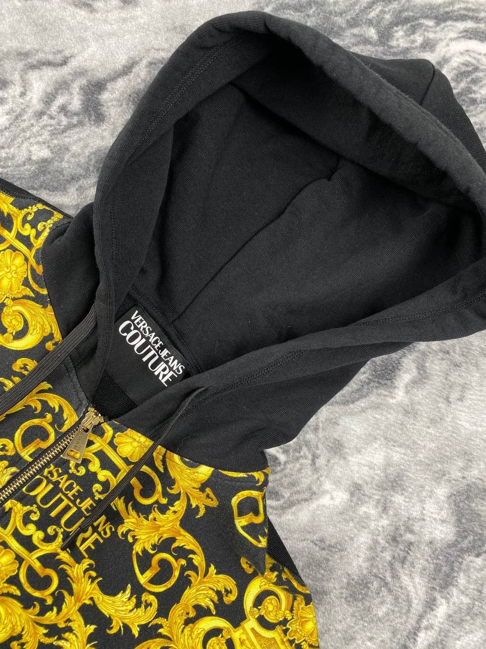 Versace Versace Jeans Couture Baroque Print Big Logo Men Size M Size US M / EU 48-50 / 2 - 4 Thumbnail