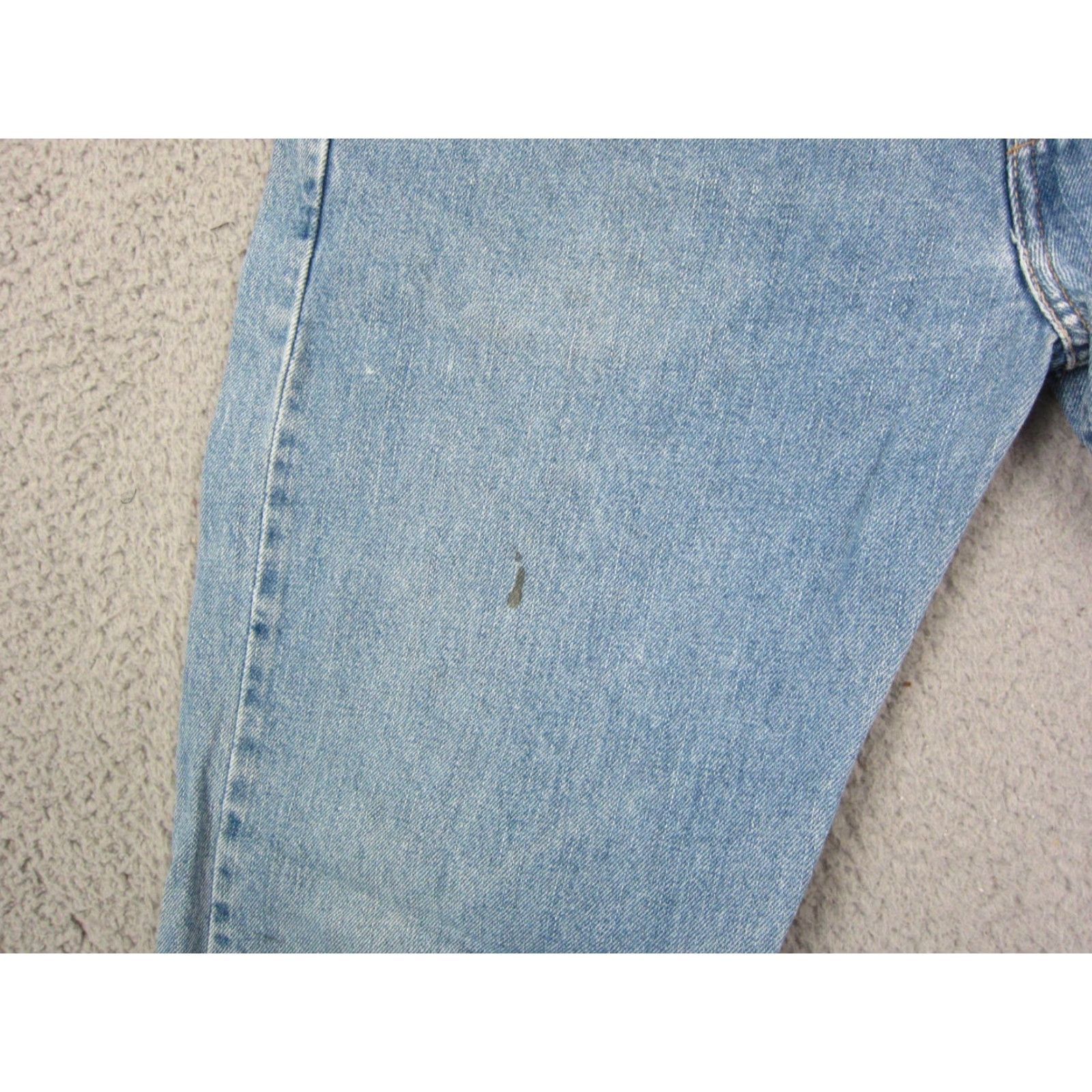 Levi's VINTAGE Levi's Jeans 505 Regular Blue 33x34 Mens Straight Denim 5-Pocket Zipper Button Logo Y2K Size US 33 - 7 Thumbnail