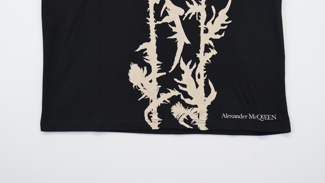 Alexander McQueen o1rshd1 ***Defective / T-shirt in Black Size US S / EU 44-46 / 1 - 2 Thumbnail