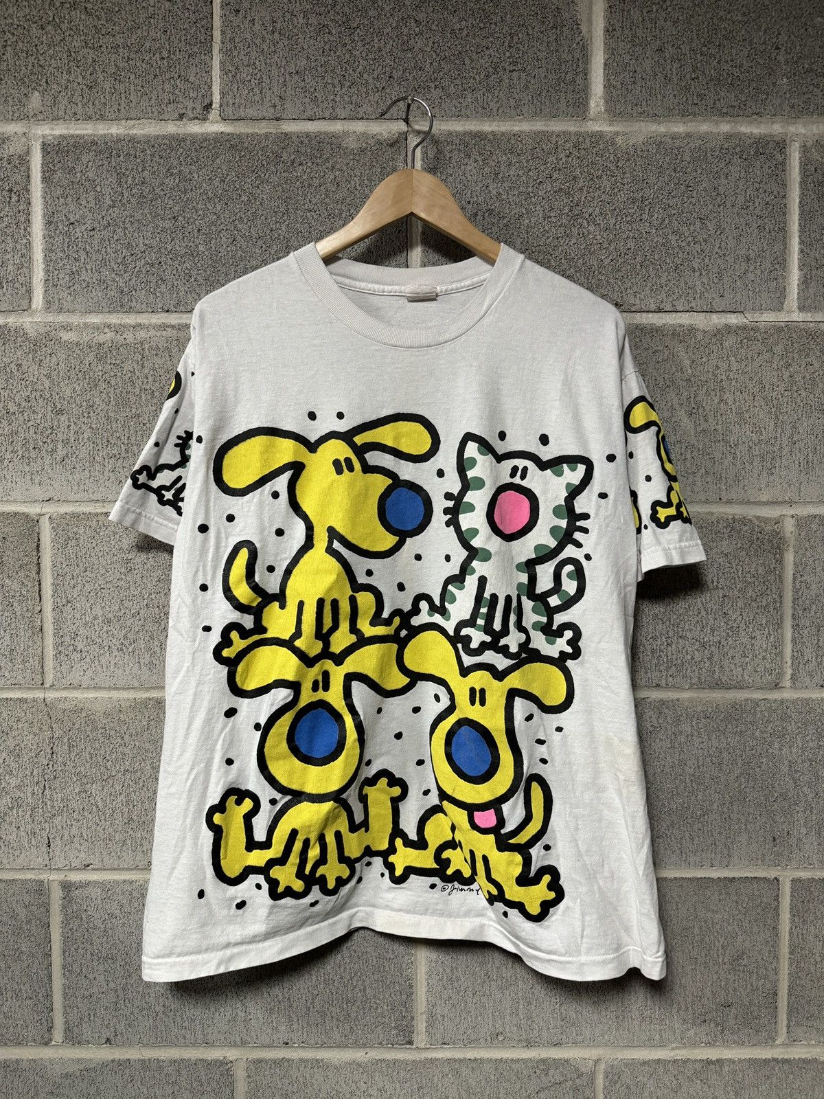 image of Art x Vintage 90's Dogs & Cats All Over Print Tee Shirt XL in White, Men's