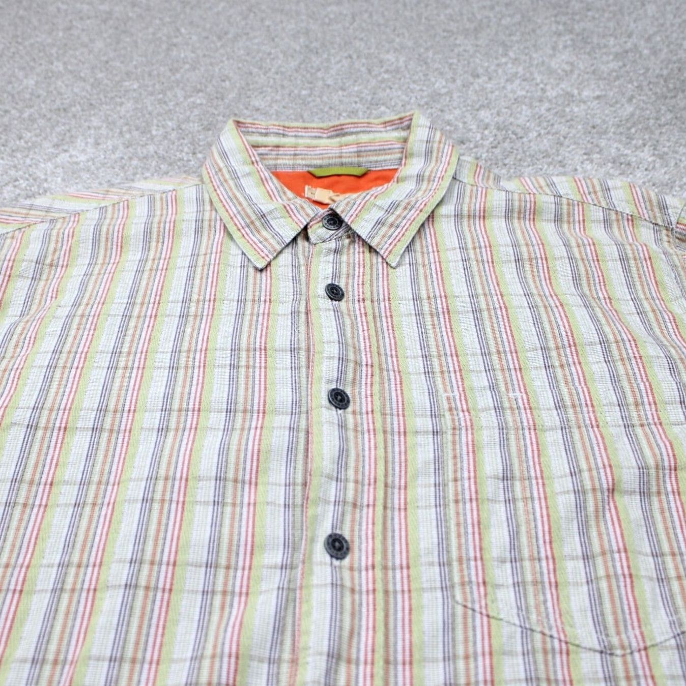 Royal Robbins Royal Robbins Shirt Mens Large Red/Green/Purple Striped Cotton S/S Button Up Size US L / EU 52-54 / 3 - 5 Thumbnail