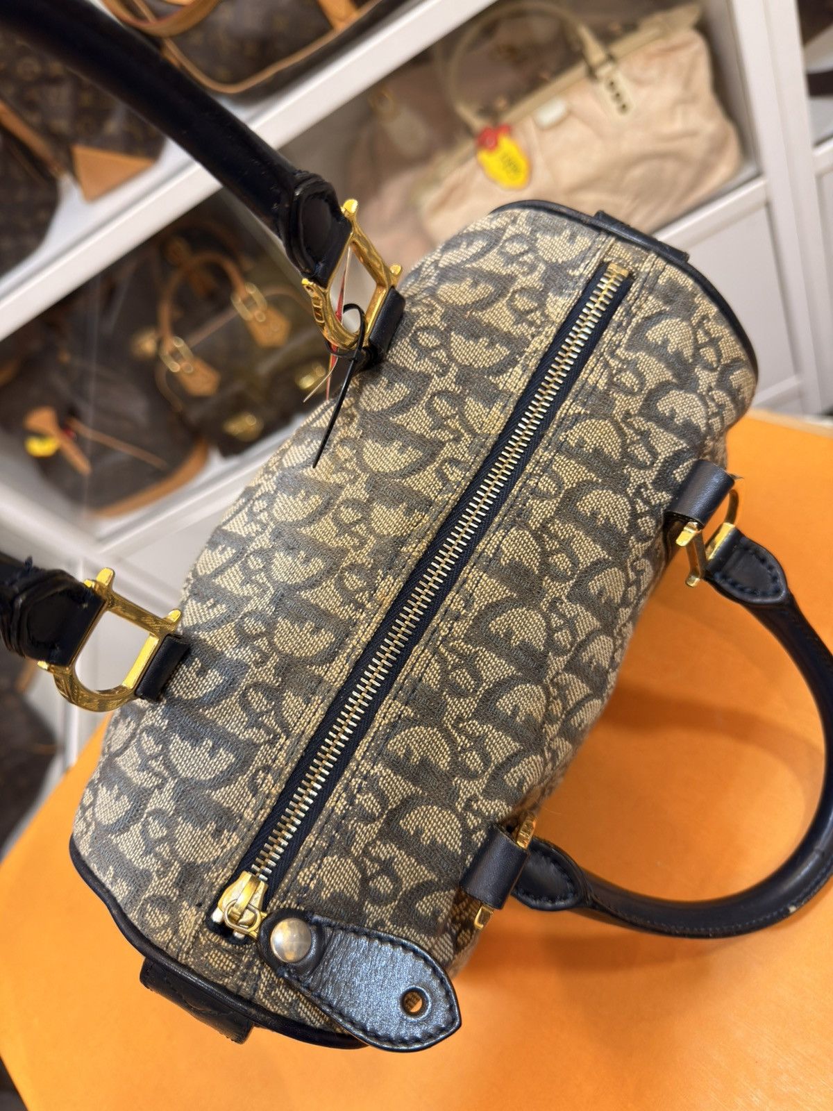 Dior AUTHENTIC CRISTIAN DIOR CANVAS BOSTON 25 HANDBAG VINTAGE Size ONE SIZE - 24 Thumbnail