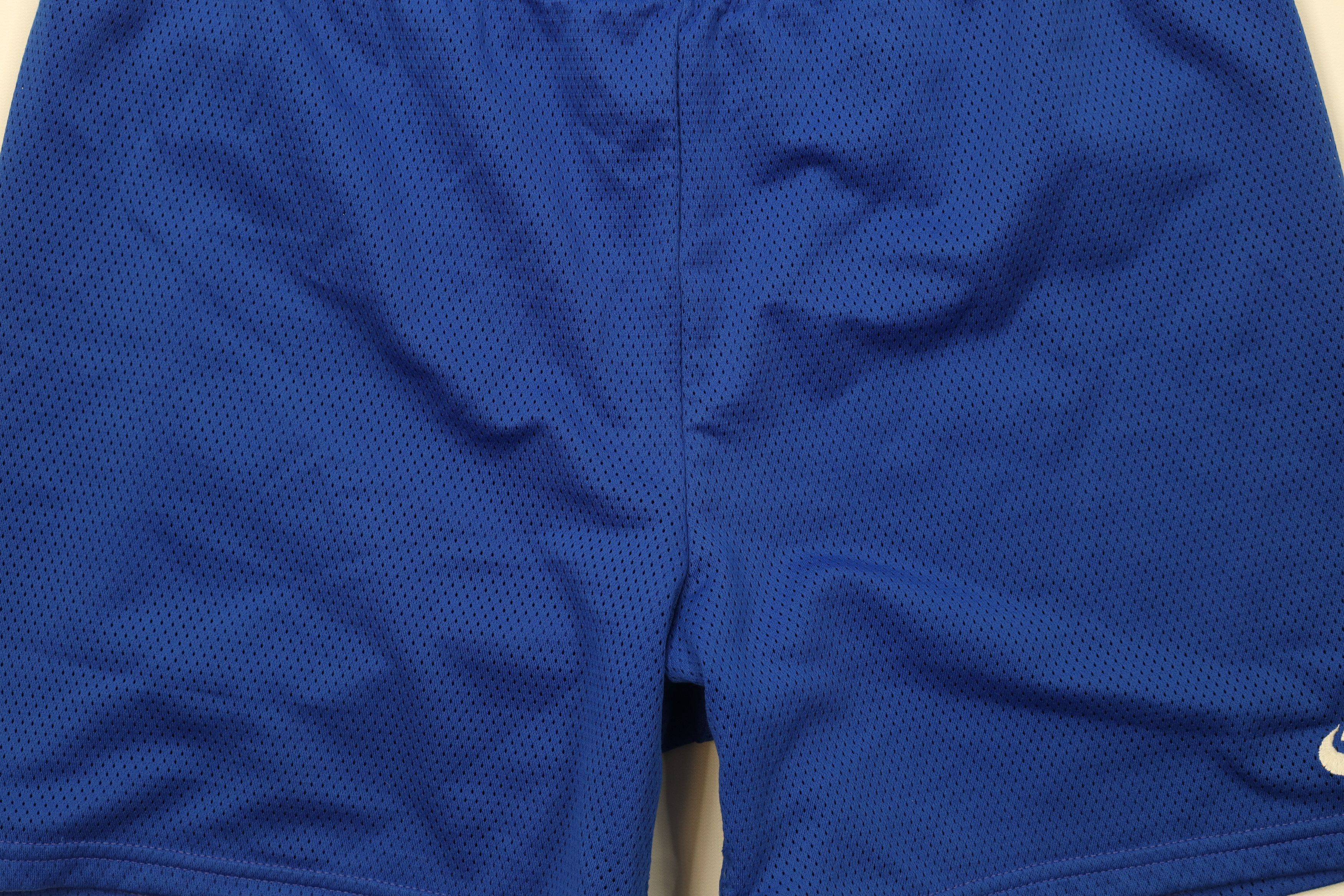 Vintage Vintage 90s Nike Travis Scott Mini Swoosh Above Knee Shorts Size US 34 / EU 50 - 3 Thumbnail
