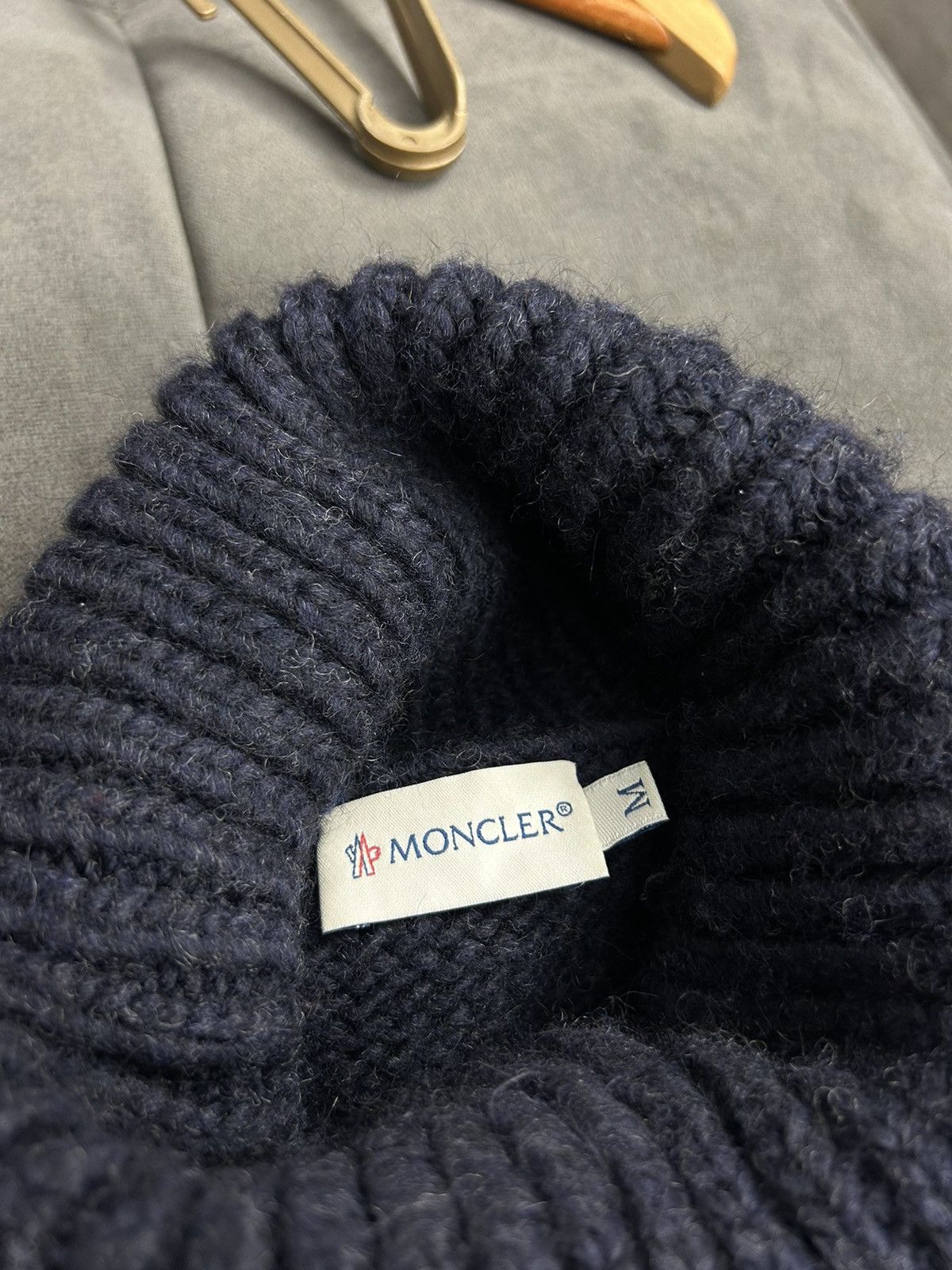 Moncler Moncler Wool Chevron Knit Sweater Made in Italy Size M Size US M / EU 48-50 / 2 - 8 Thumbnail