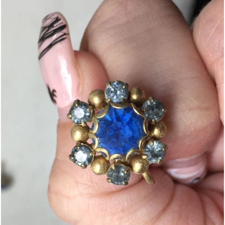 Other Women's Gold Tone Screw Back Earrings with Blue Rhinestones Size ONE SIZE - 6 Thumbnail