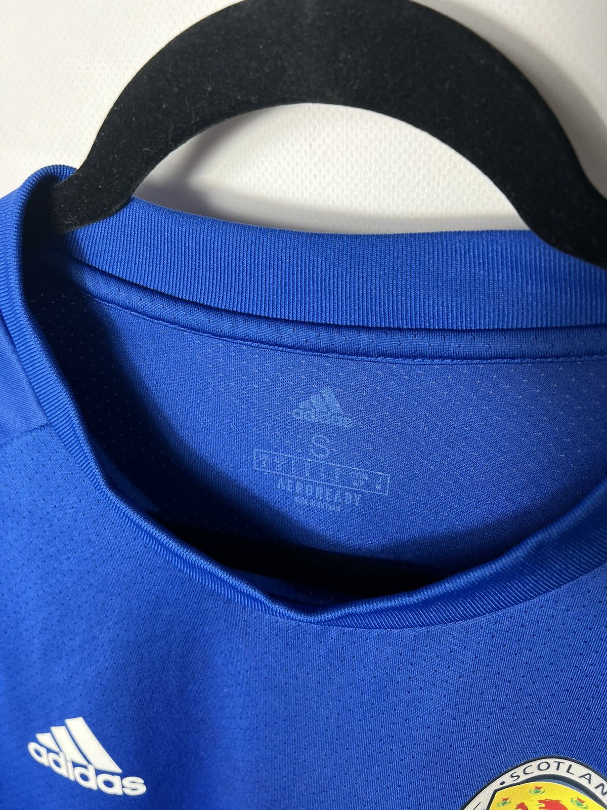 Adidas ADIDAS SCOTLAND 2019 TRAINING TOP SOCCER FOOTBALL JERSEY Size US S / EU 44-46 / 1 - 6 Thumbnail