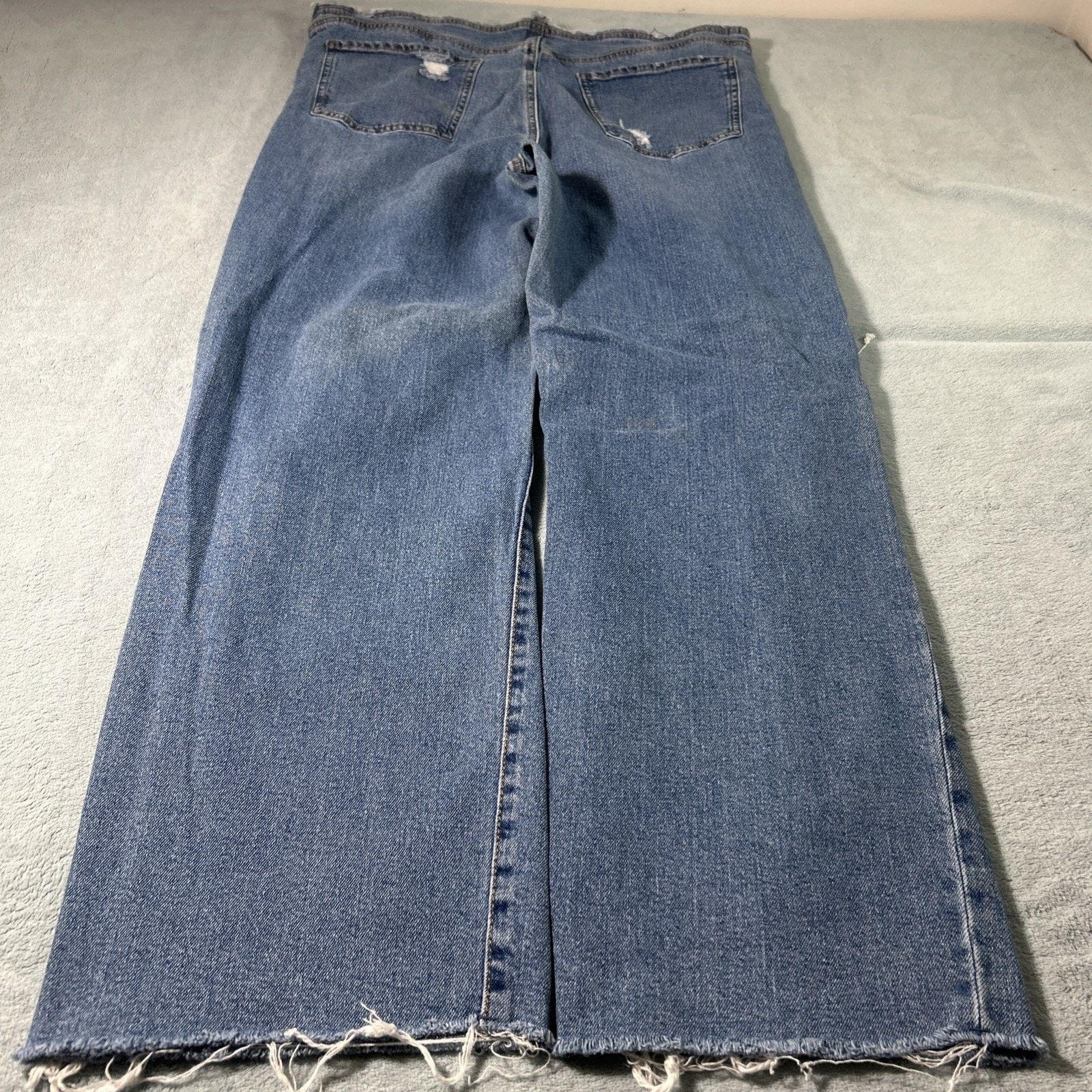 Levi's Beyond Baggy Distressed Ripped Jeans Womens 36x29 Raw Hem Size 36" / US 14 / IT 50 - 2 Thumbnail