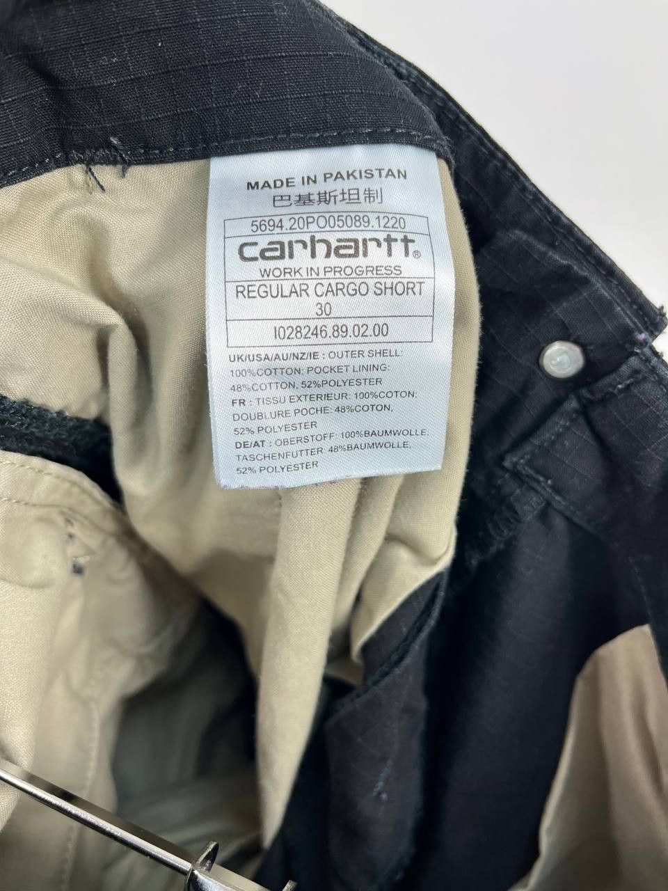 Carhartt Carhartt WIP Regular Cargo Shorts Black Size 30 Size US 30 / EU 46 - 5 Thumbnail