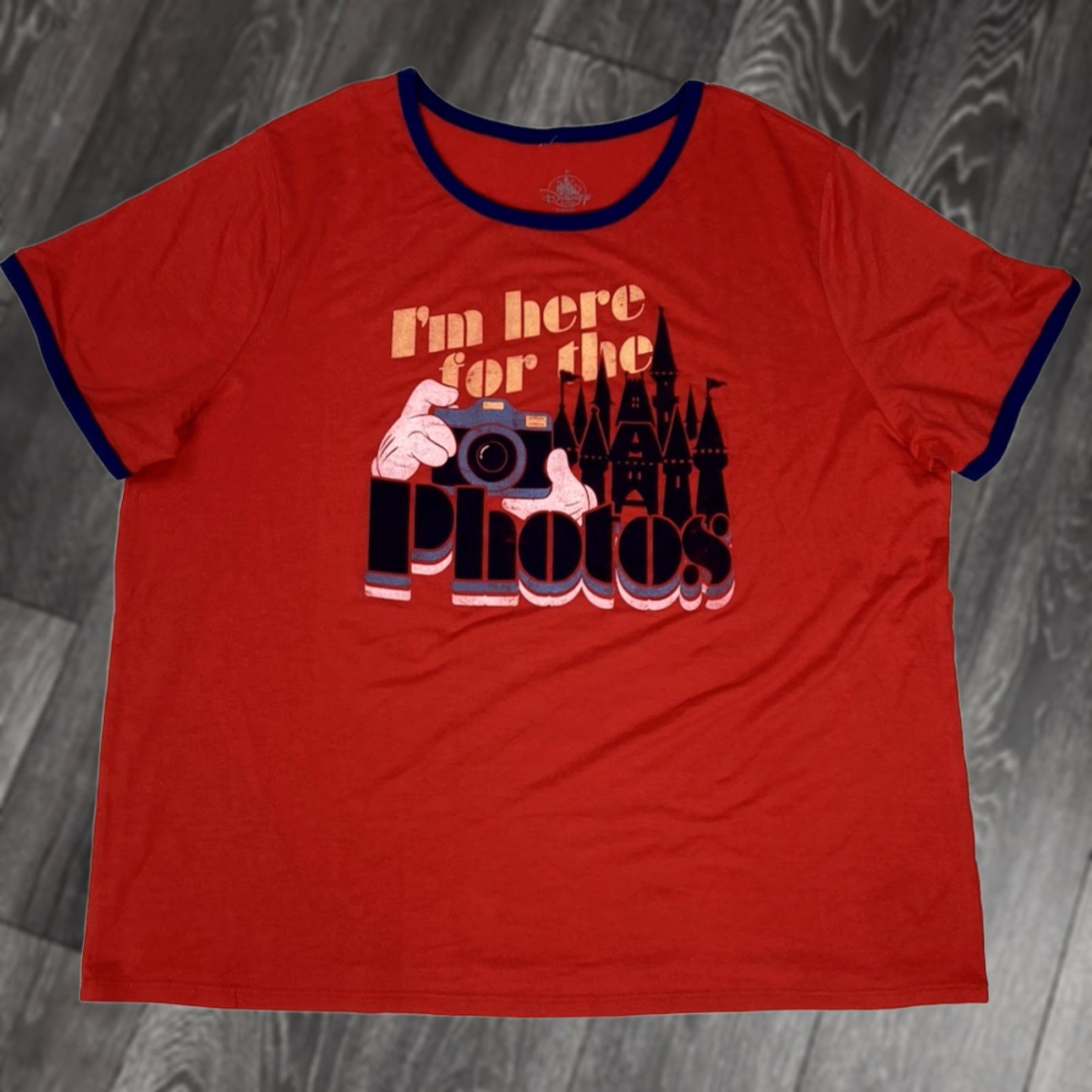Disney VINTAGE Disney Walt Disney World I'm Here For The Photos Retro Graphic T-Shirt Women 2X Red Size XXL / US 16-18 / IT 52-54 - 1 Thumbnail
