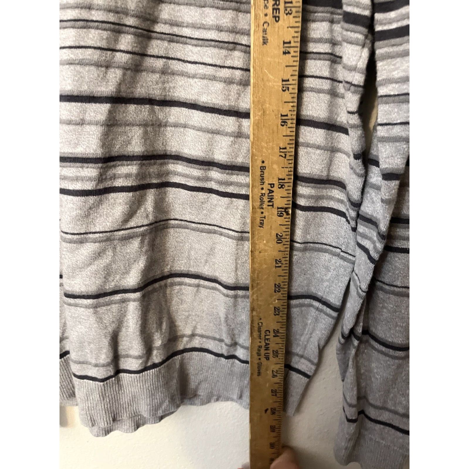Alfani Alfani Mens Long Sleeves V-Neck Pullover Sweater Grey Striped Size Large Size US L / EU 52-54 / 3 - 4 Thumbnail