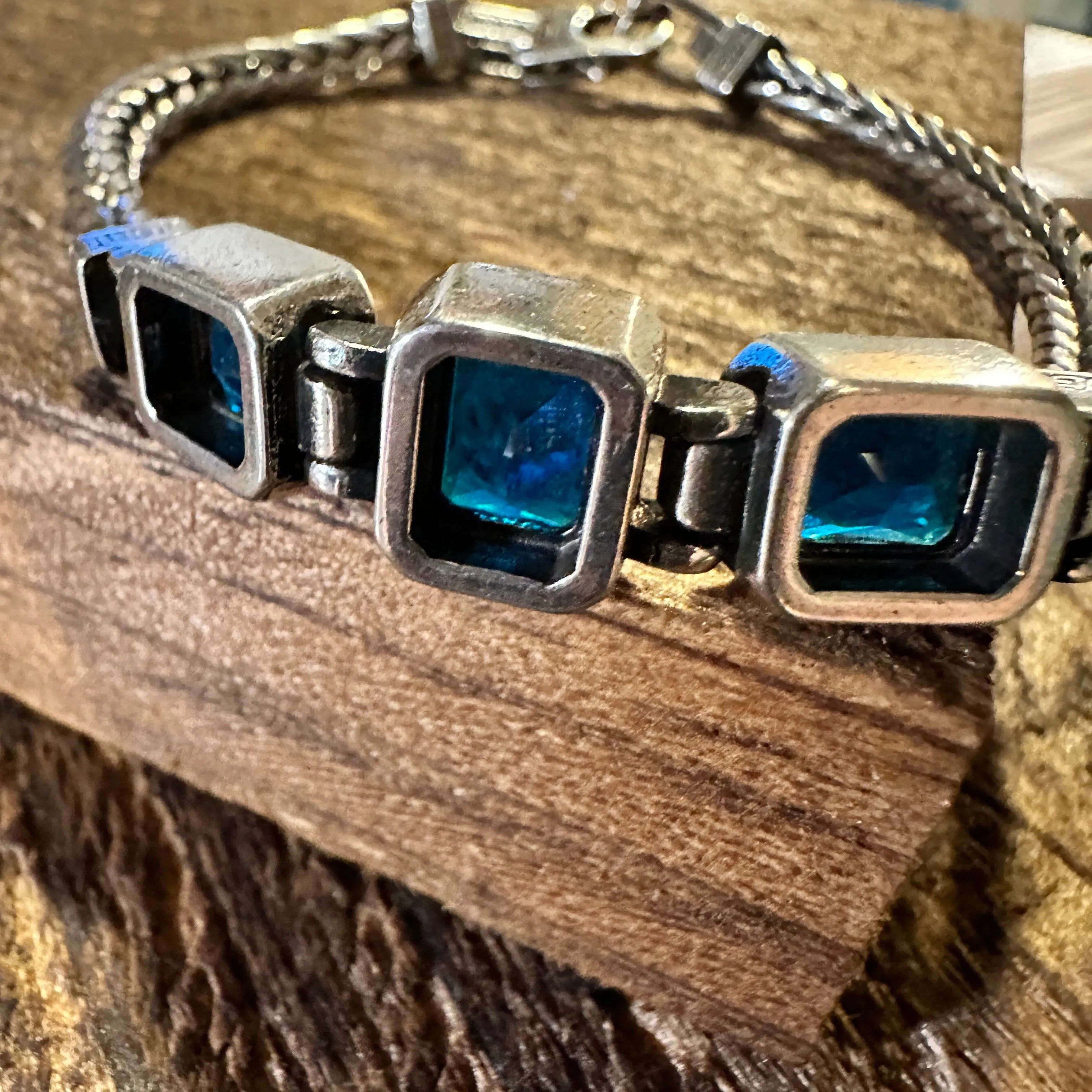 Other Boho Chic Woven Retro Blue Three Crystal CZ Bracelet, Lobste Size ONE SIZE - 3 Thumbnail