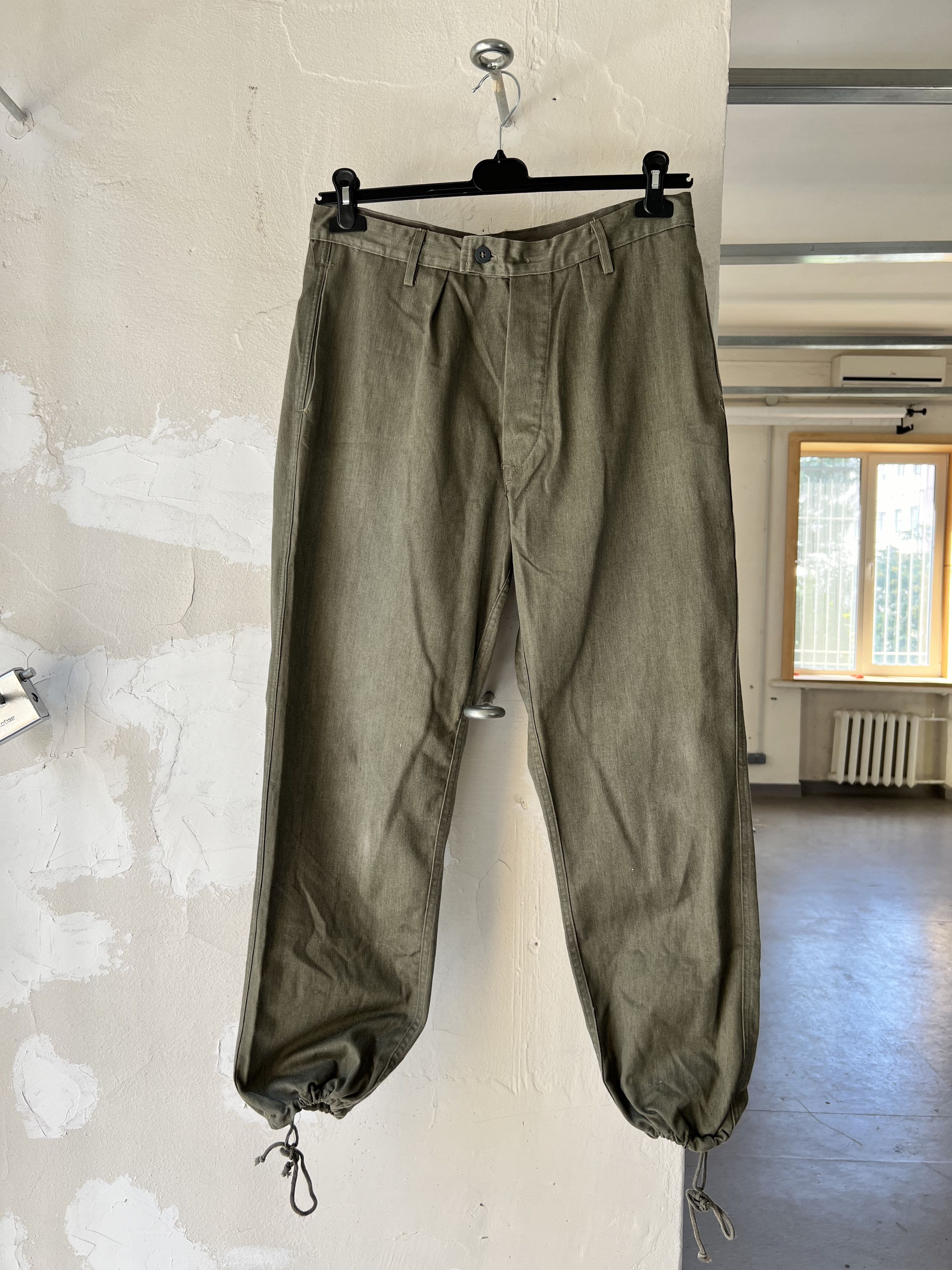 Other World War Vintage Chino Jogger Heavy Cotton Pants Size US 32 / EU 48 - 4 Thumbnail