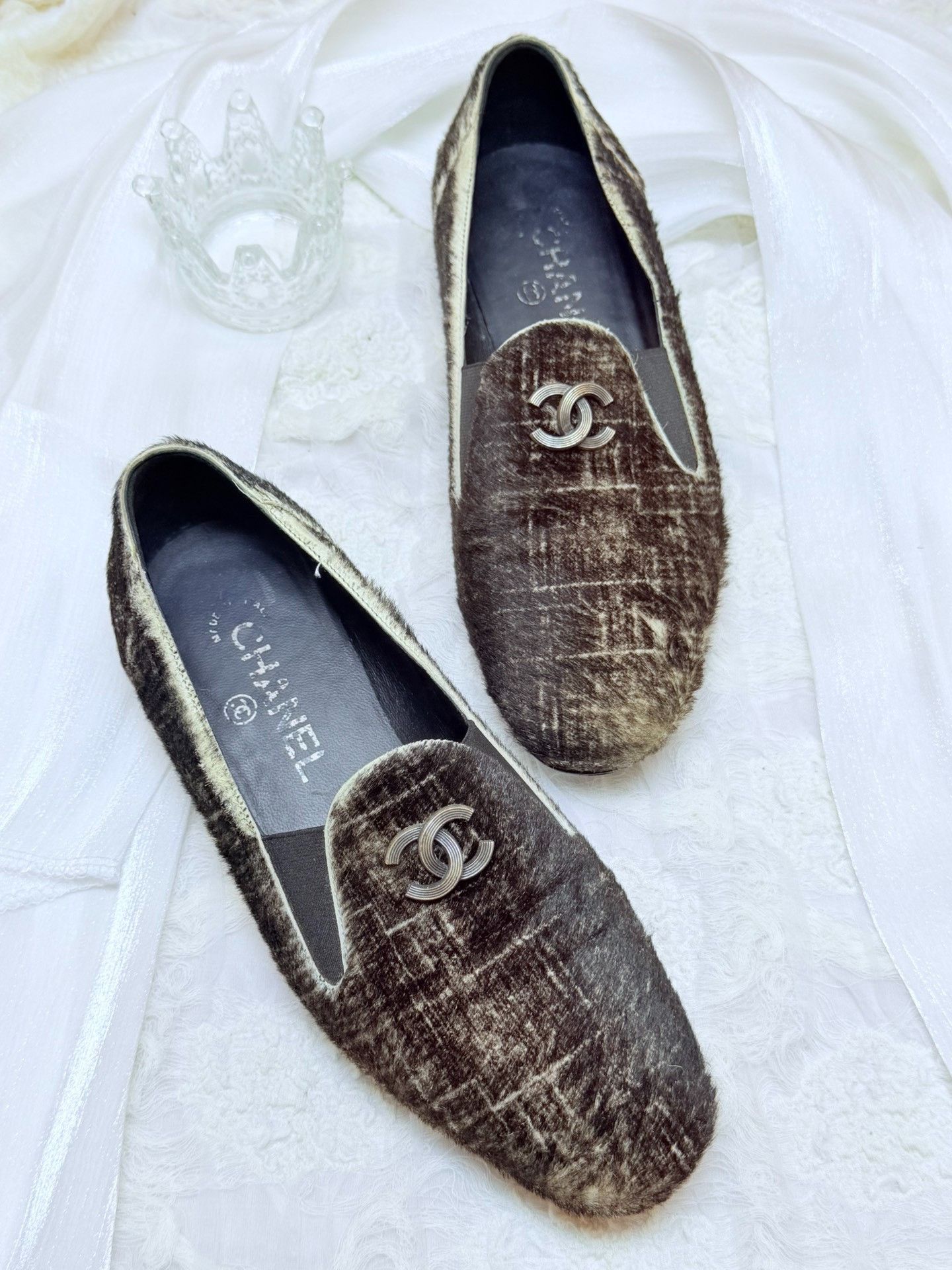 Chanel Chanel Distressed Brown Lowtop Sneakers us_6-5 Women Size US 6.5 / IT 36.5 - 1 Thumbnail