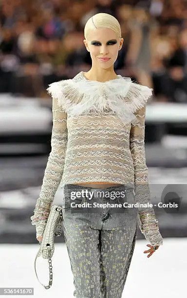 Chanel 💥BINDINGOFFER CHANEL Spring Summer 2011 runaway jeans Size 30" / US 8 / IT 44 - 1 Thumbnail