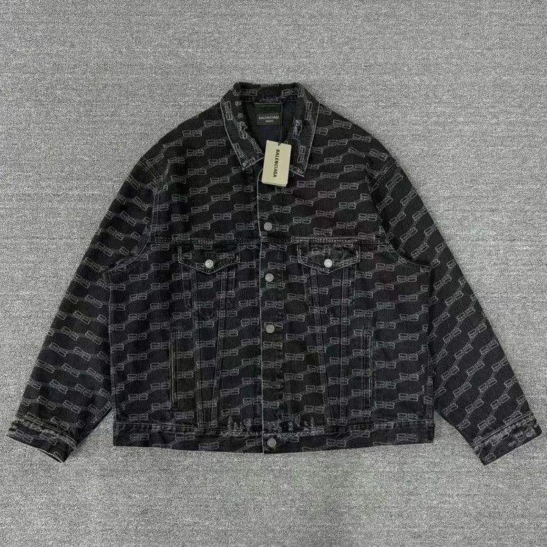 Balenciaga Balenciaga BB Lock Denim Jacket - dmc Size US L / EU 52-54 / 3 - 1 Thumbnail