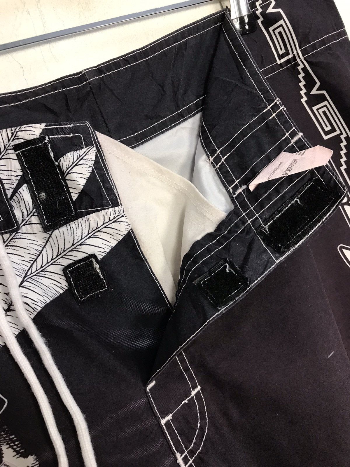 Vintage Vintage Short Pants Surf Squad Skull FullPrint Design Size US 36 / EU 52 - 8 Thumbnail