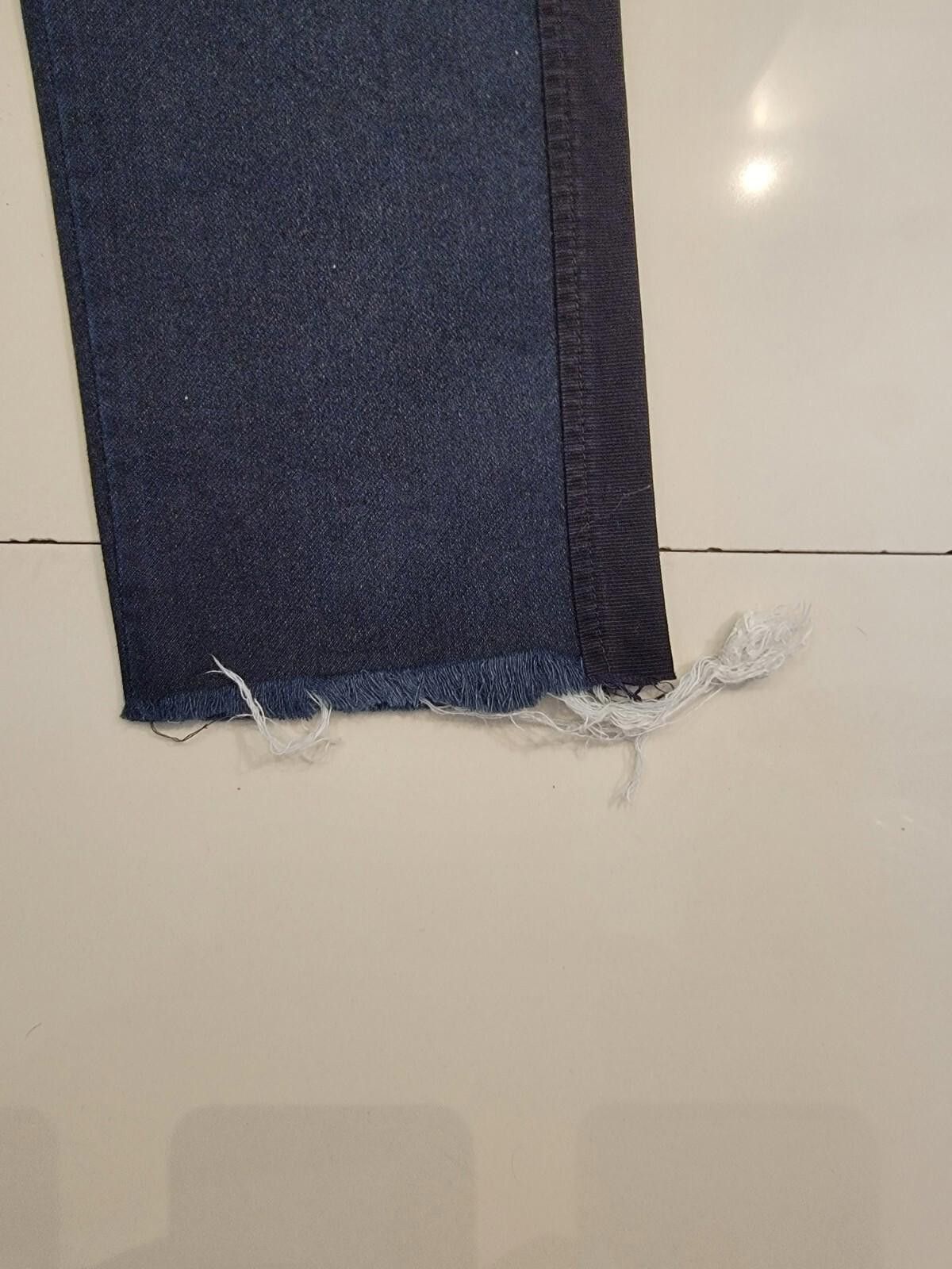 Armani Exchange Armani Exchange JAA Blud Jeans Size 32 Size US 32 / EU 48 - 6 Thumbnail