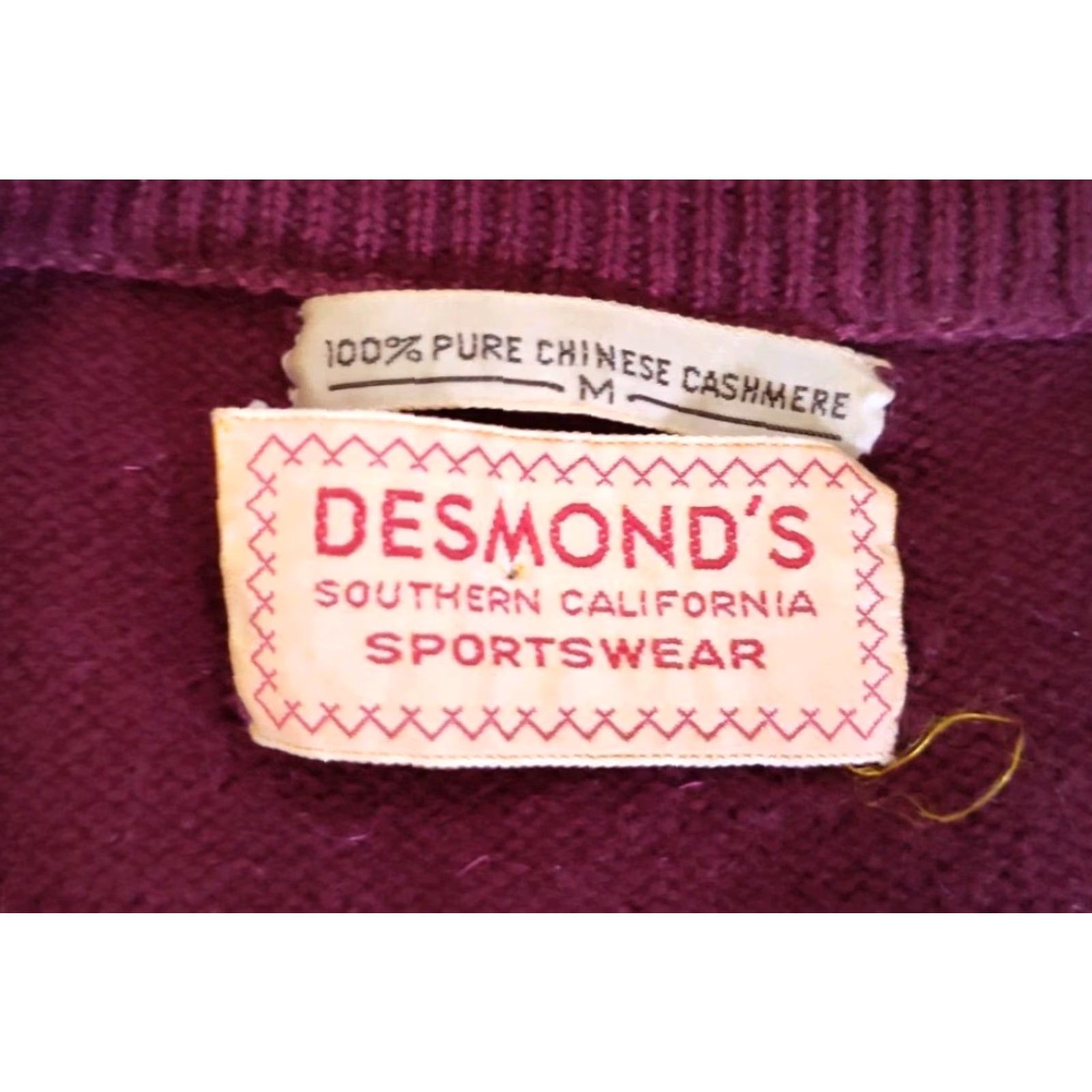 Vintage Vintage Desmond's 1960s Cashmere V-Neck Sweater Vest Mens Medium Burgundy All Seasons Size US M / EU 48-50 / 2 - 3 Thumbnail