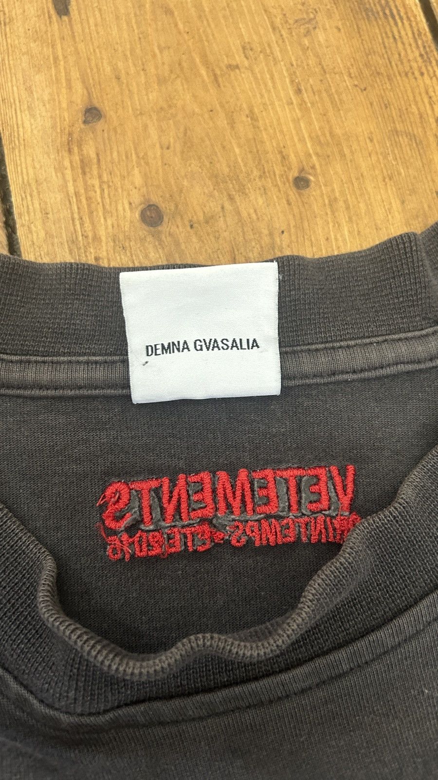 Vetements Vetements 2016 Insecurity T-shirt Size US M / EU 48-50 / 2 - 5 Thumbnail