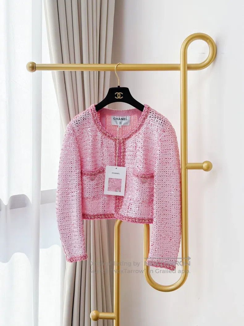 Chanel Chanel 23C pink glitter diamond buckle rolled edge knitted Size S / US 4 / IT 40 - 3 Thumbnail