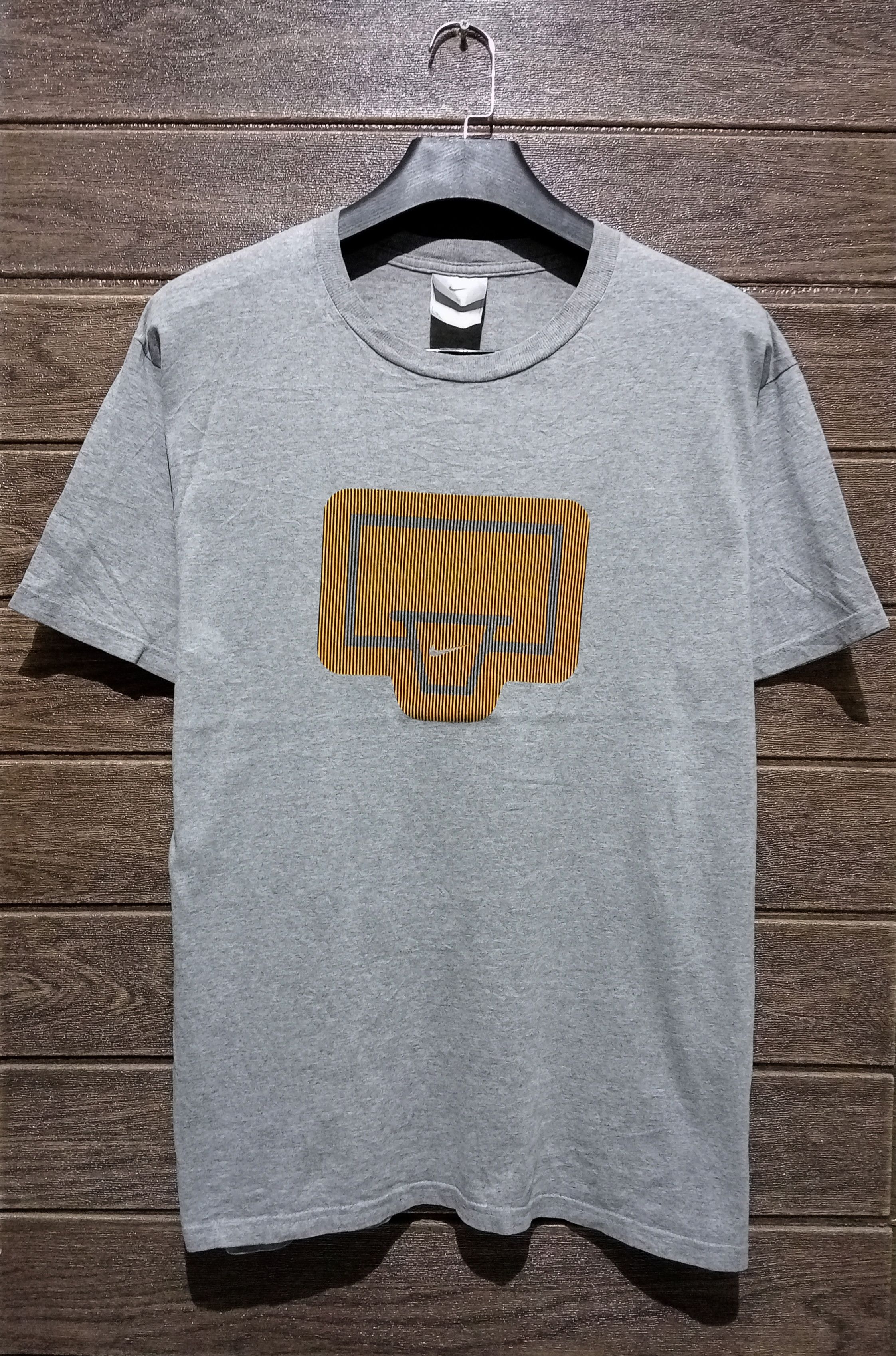 Nike Vintage Y2K Nike Tee Made in USA Size US M / EU 48-50 / 2 - 1 Thumbnail