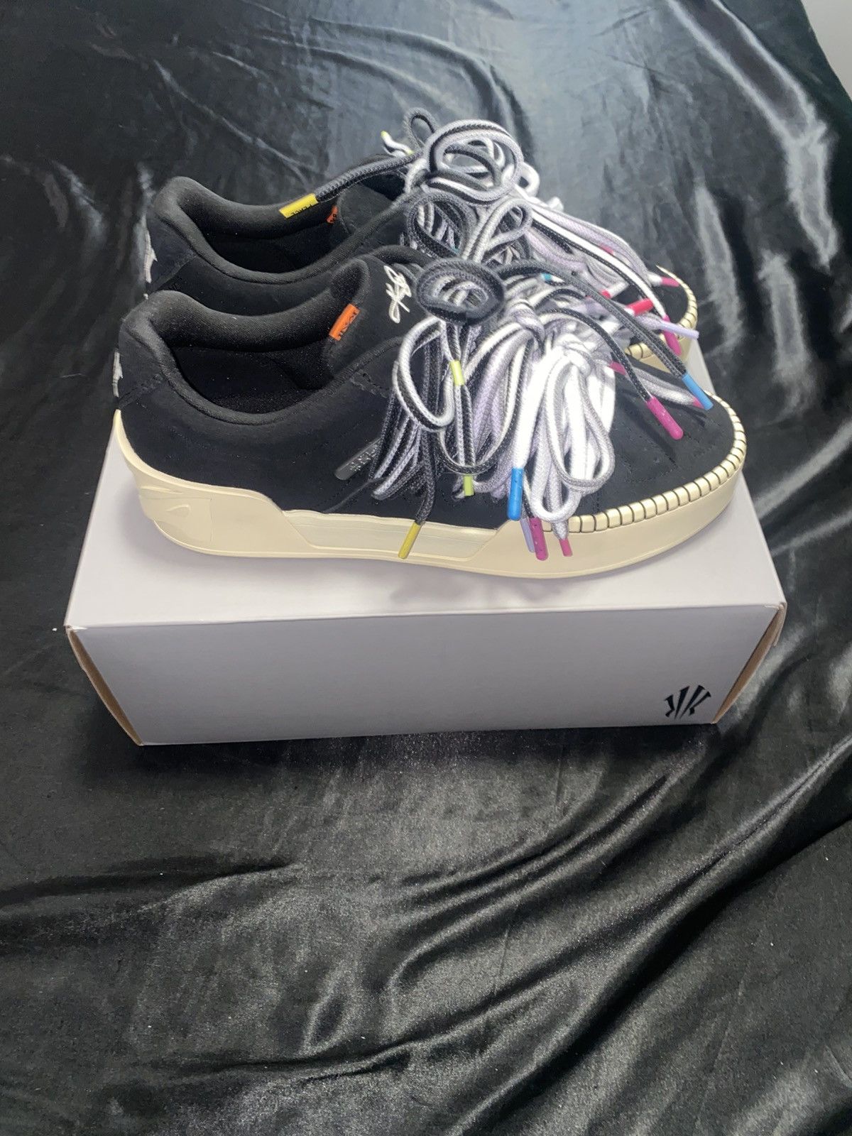 Other Anta Kyrie Irving shoes Size US 11 / EU 44 - 4 Thumbnail