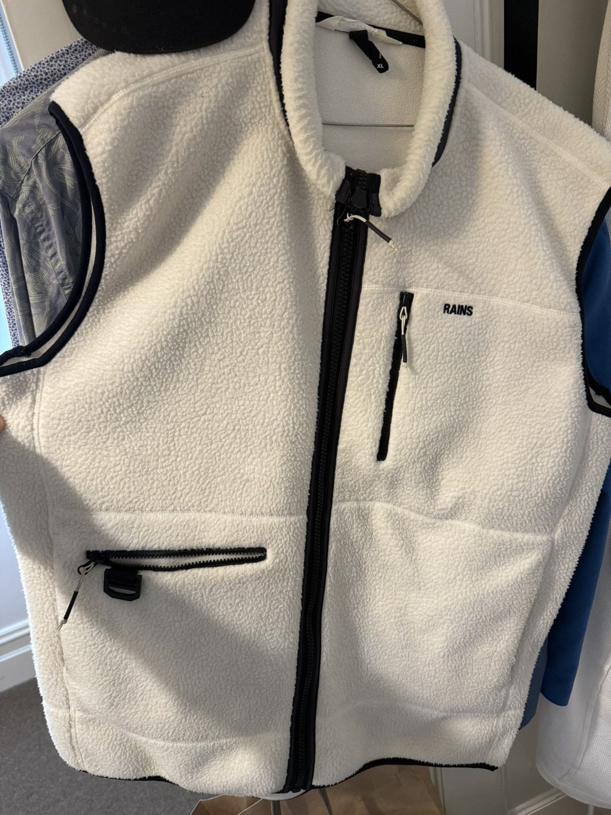Rains White Polar Fleece Vest Size US XL / EU 56 / 4 - 1 Thumbnail