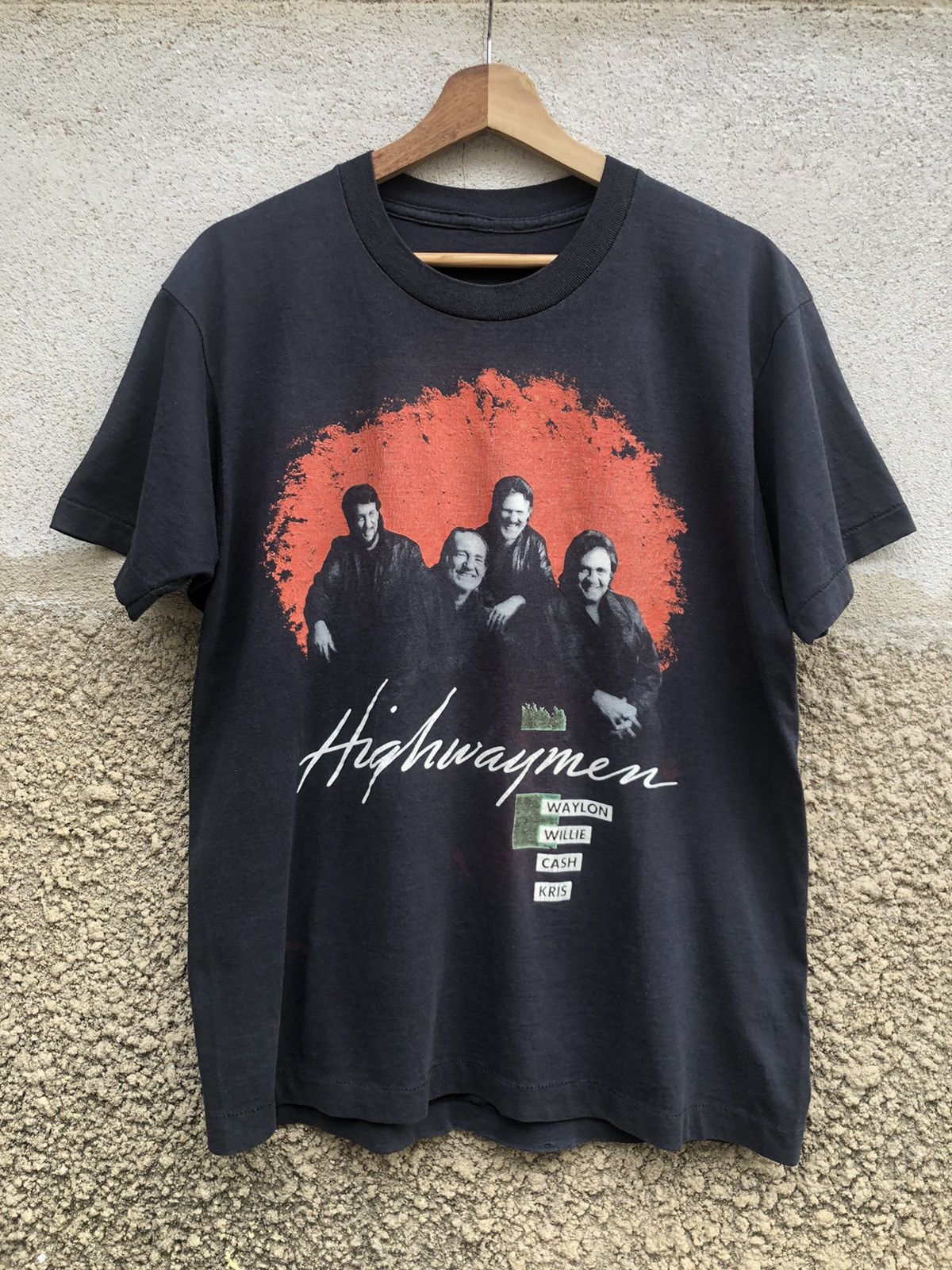 Band Tees Vintage 90s The Highwaymen Tour Tshirt Distressed Size US M / EU 48-50 / 2 - 1 Thumbnail