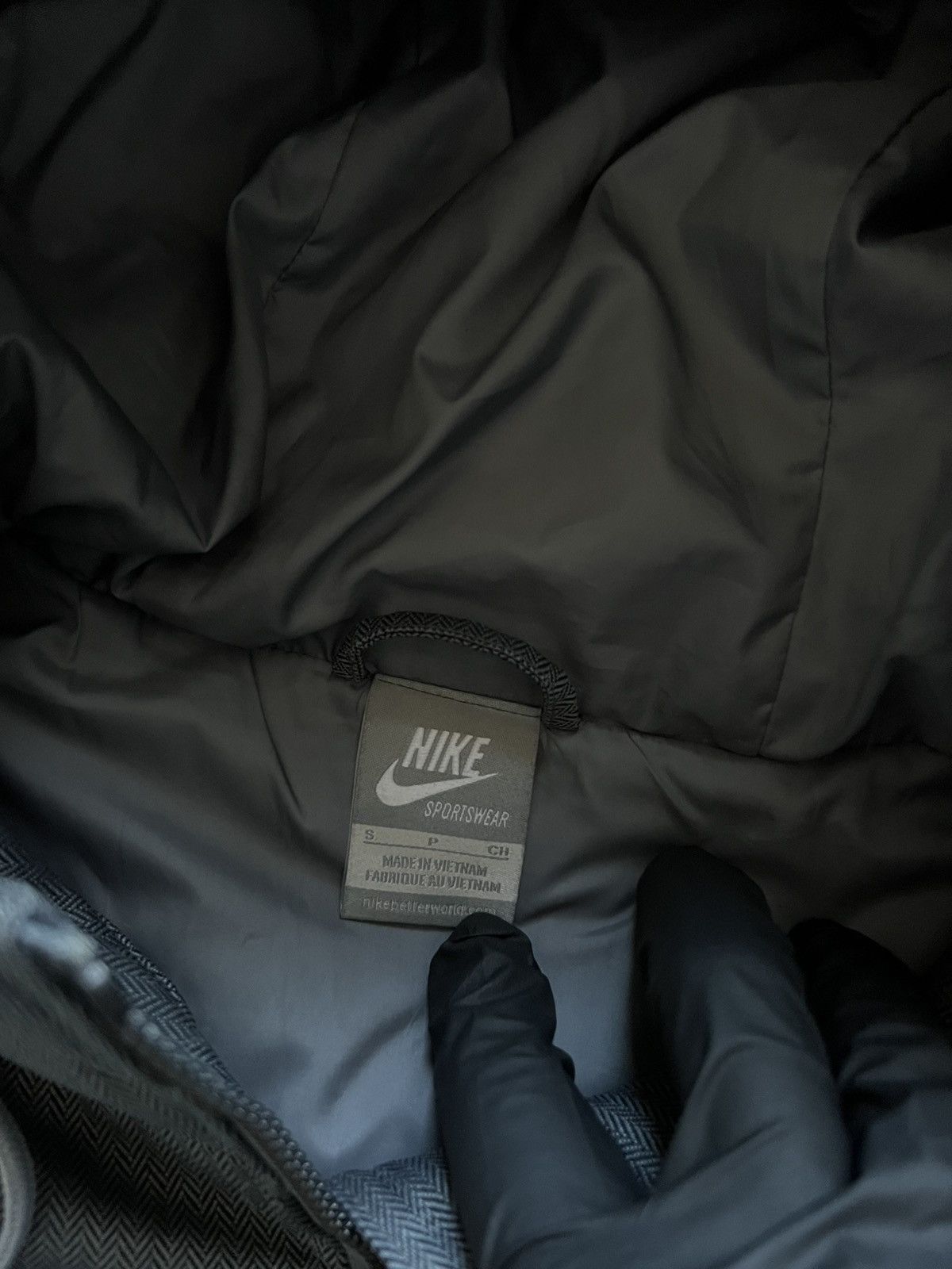 Nike Vintage Nike Faded Bomber Fur Fuzzy Multi Pocket Jacket MA-1 Size S / US 4 / IT 40 - 11 Thumbnail