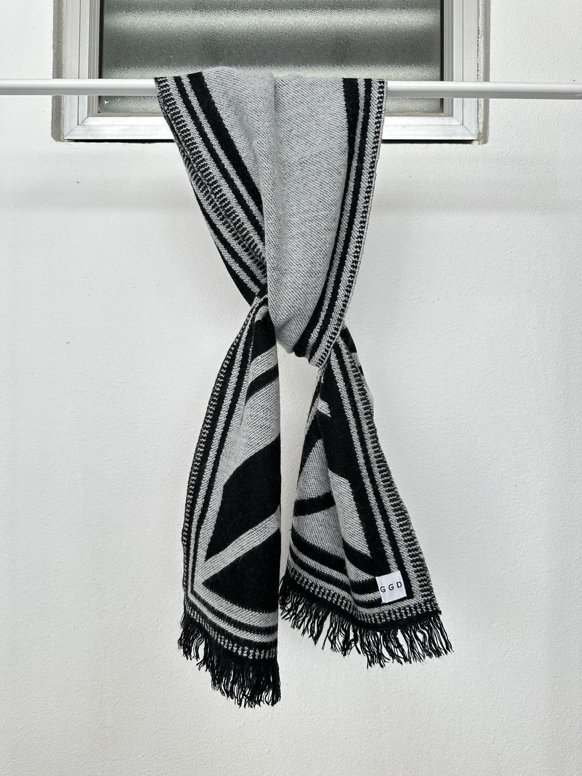 Le Grande Bleu (L.G.B.) 2000's GGD Japan wool scarf muffler Size ONE SIZE - 6 Thumbnail