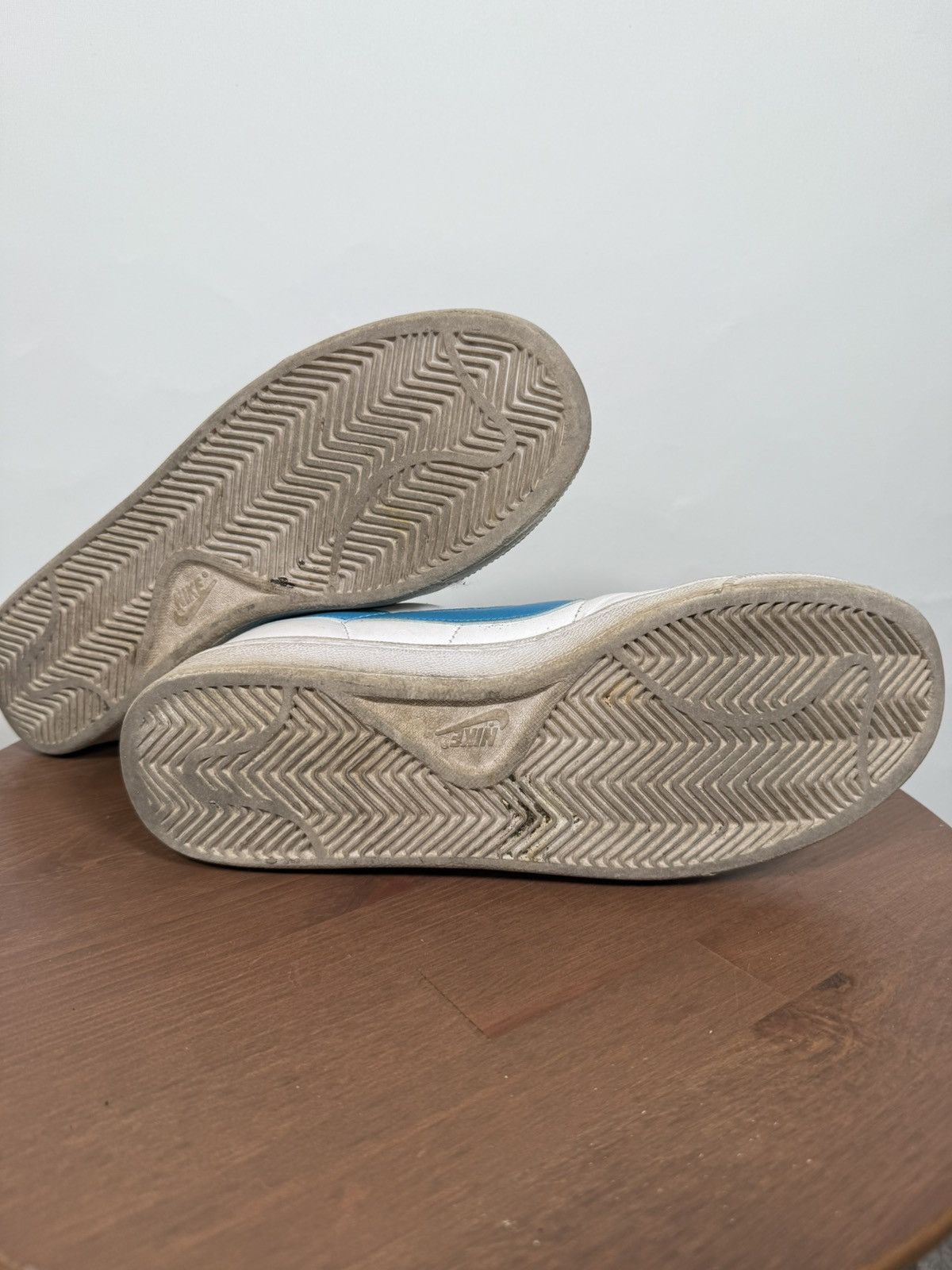 Nike Rare Nike Tennis Sneakers Size US 10 / EU 43 - 9 Thumbnail