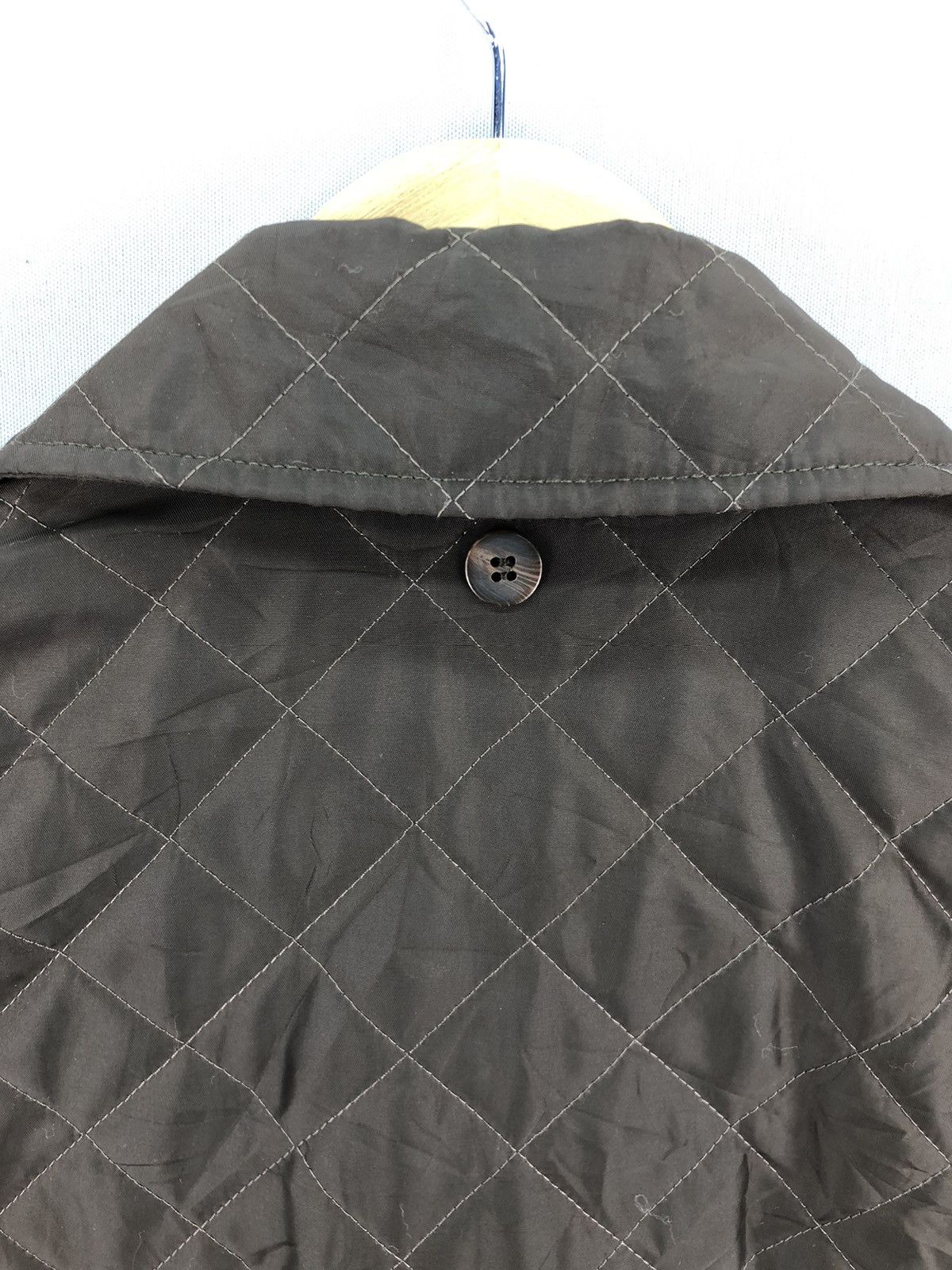 Salvatore Ferragamo Salvatore Ferragamo Quilted Jacket Golden Button Size US M / EU 48-50 / 2 - 9 Thumbnail
