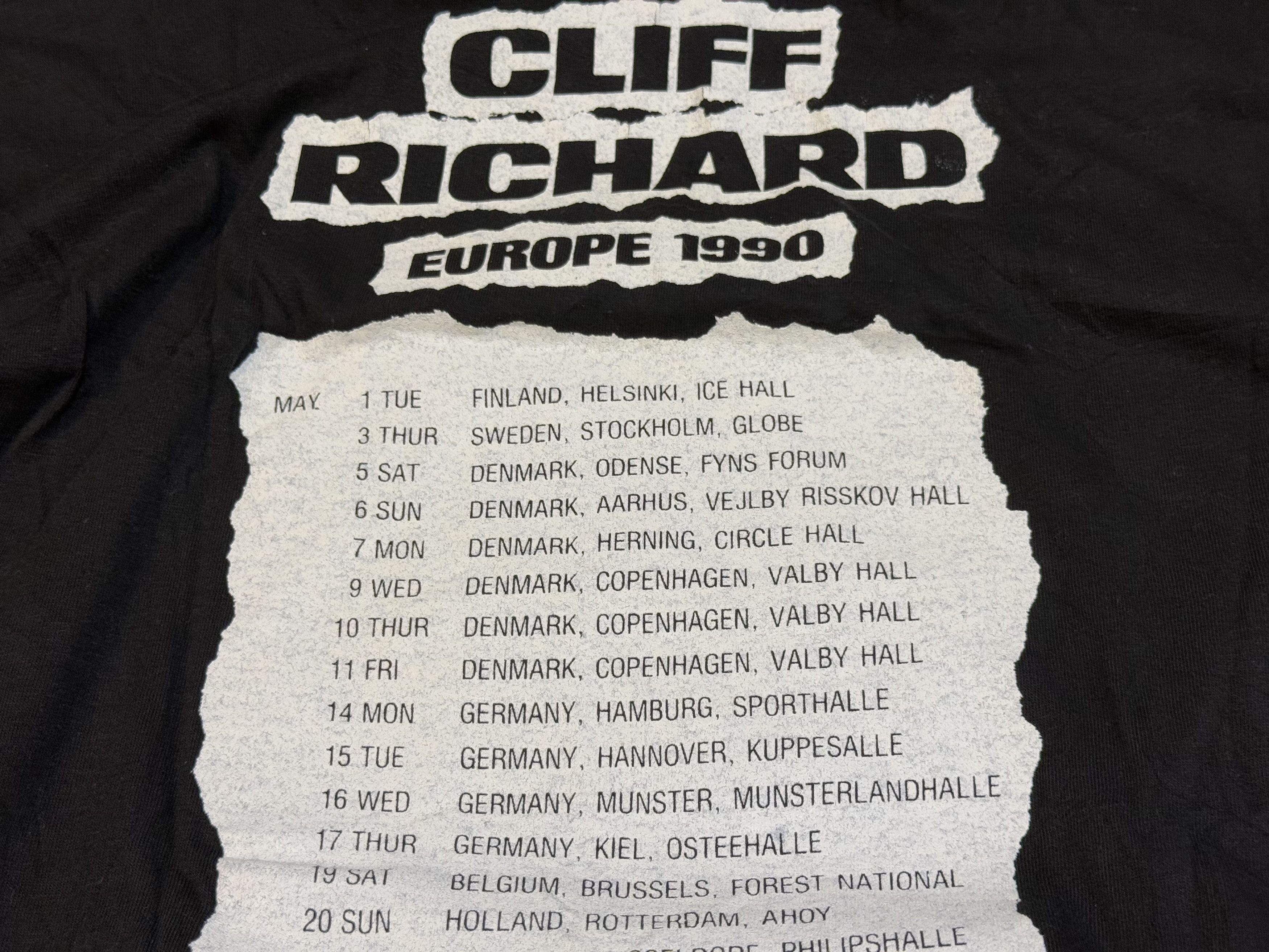 Band Tees × Vintage Vintage 90s Cliff Richard Europe 1990 Tour T-Shirt Size US L / EU 52-54 / 3 - 4 Thumbnail