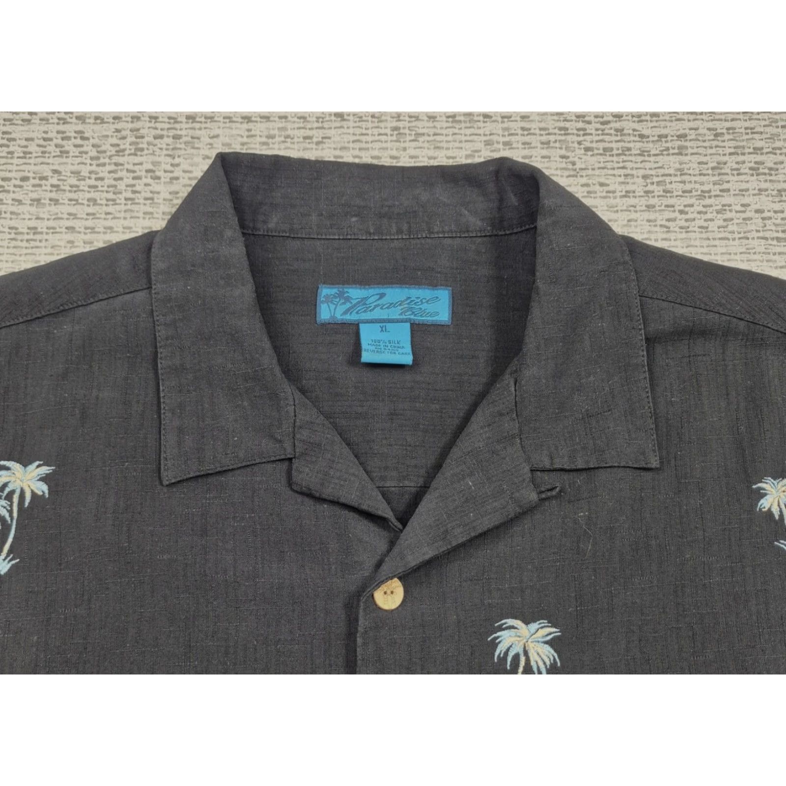 Paradise VTG Paradise Blue Hawaiian Shirt Mens XL Button Up Black Silk Palms Short Sleeve Size US XL / EU 56 / 4 - 2 Thumbnail