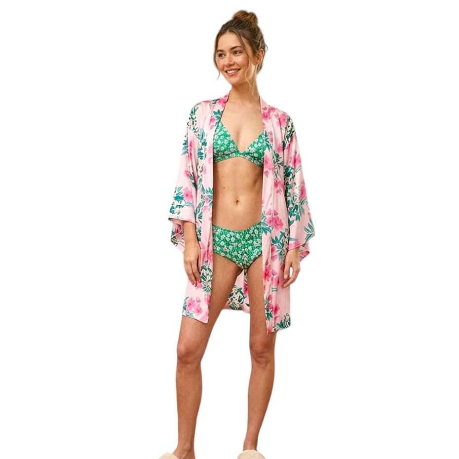 Victoria's Secret 4-Piece Victoria's Secret Very Sexy Silk Gift Set, XS Size XS / US 0-2 / IT 36-38 - 1 Thumbnail