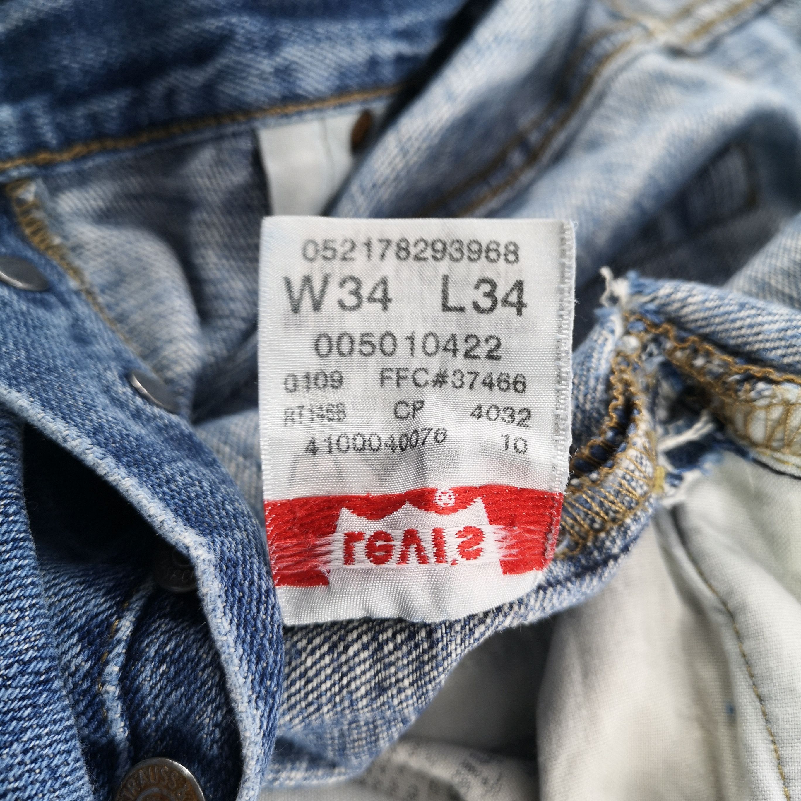 Levi's Vintage Distress Levis 501 Jeans - JM1065 Size US 34 / EU 50 - 15 Thumbnail