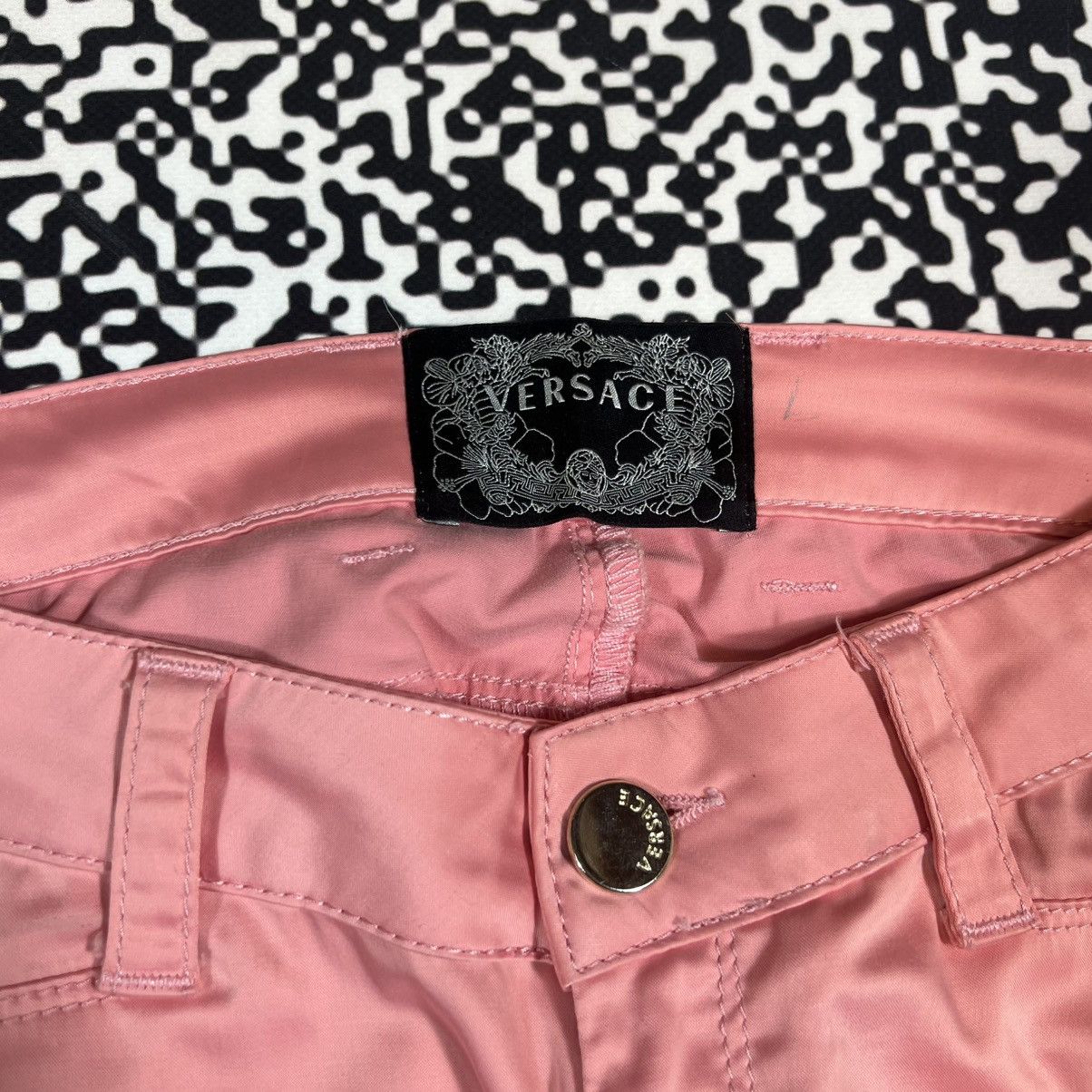 Versace Vintage Y2K Versace Luxury Casual Medusa Logo Pants Size 26" / US 2 / IT 38 - 13 Thumbnail