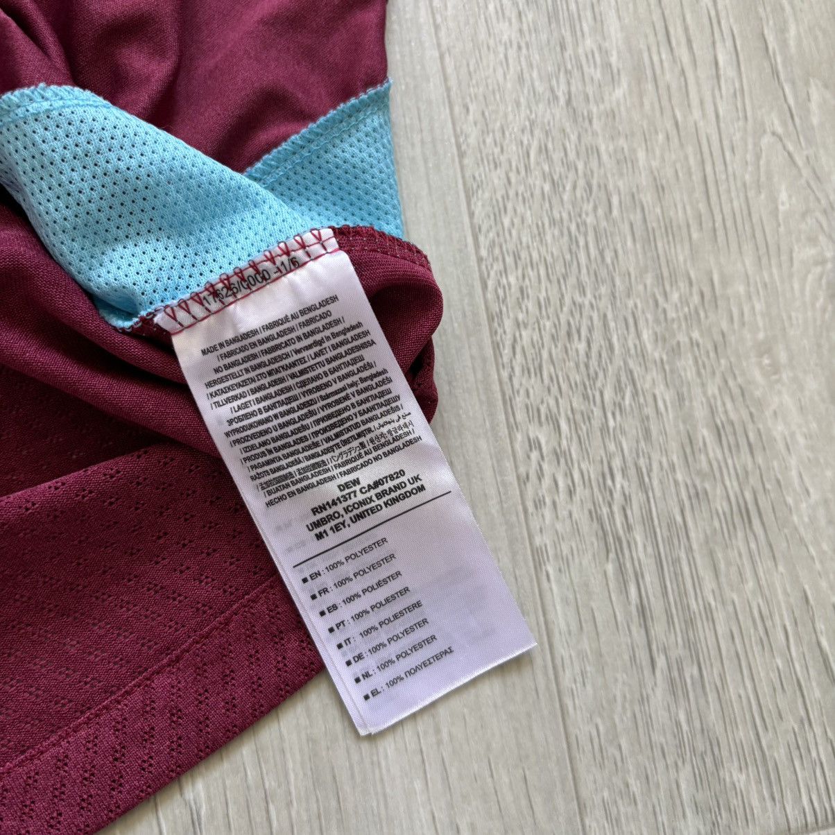 Umbro × Vintage Umbro West Ham United Soccer Jersey Size US M / EU 48-50 / 2 - 5 Thumbnail