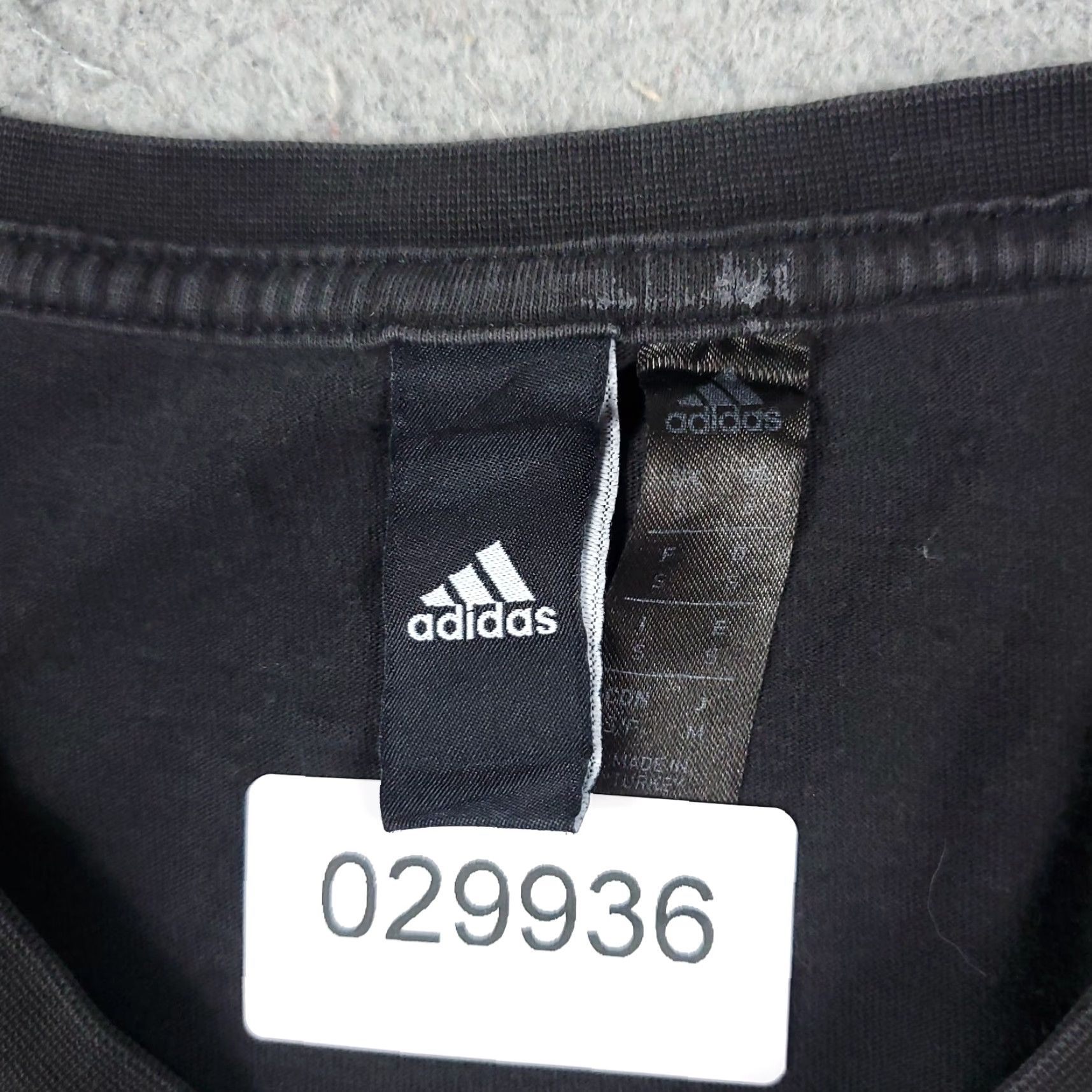 Adidas ADIDAS T Shirt Mens Small Black Logo Short Sleeve Adult Size S Crew Neck Casual Cotton Blend Modern Sports Mens Size US S / EU 44-46 / 1 - 7 Thumbnail