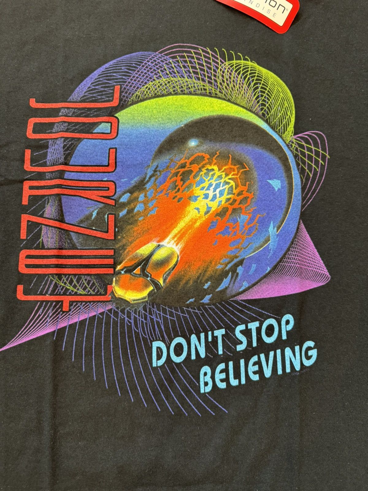 Band Tees × Gildan 2016 Journey Tshirt Don’t Stop Believing - Size XL - New DS Size US XL / EU 56 / 4 - 5 Thumbnail