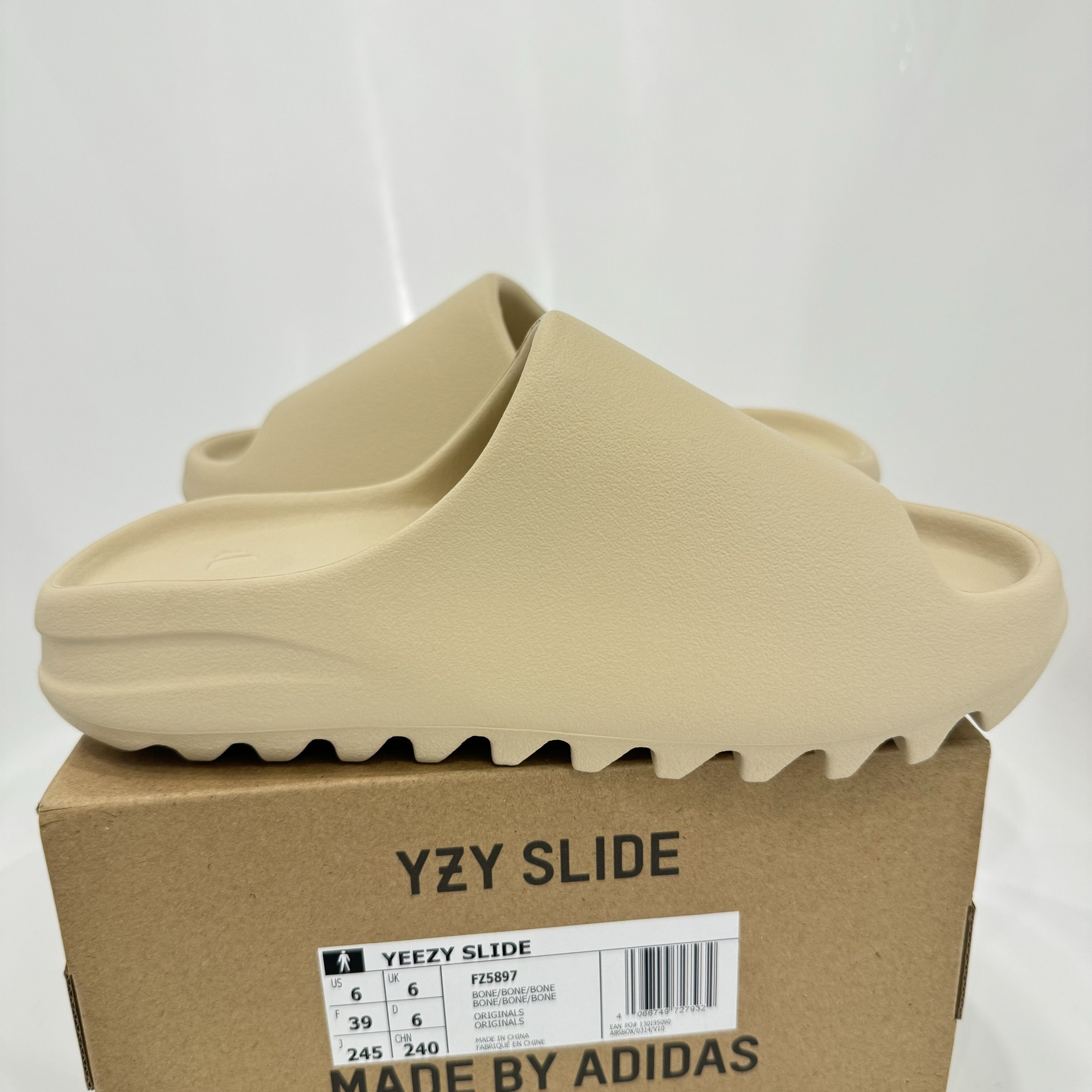 Adidas YEEZY SLIDE size6 (Bone restock 2022-2023)🔥100%Authentic🔥 | Grailed