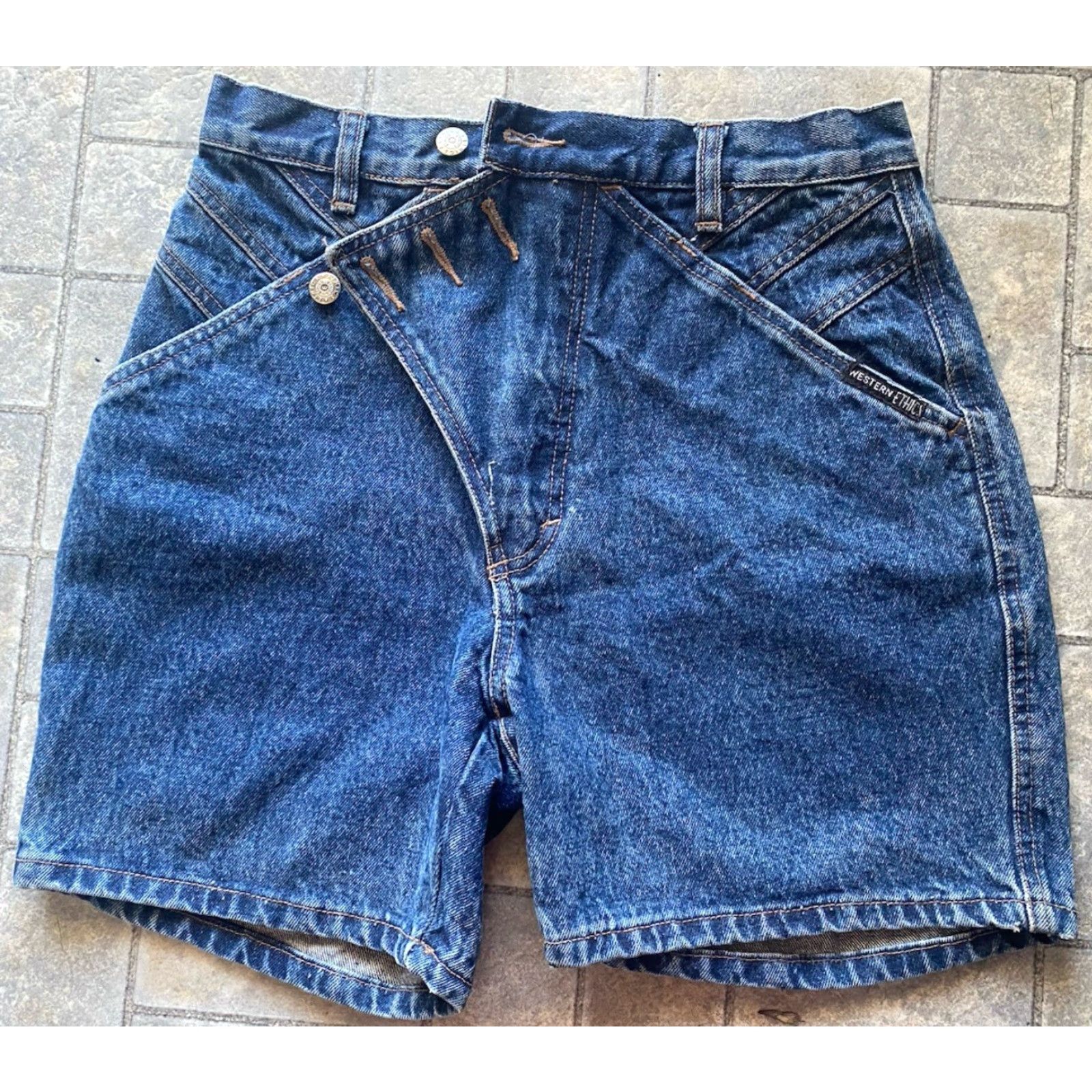 Denime Vintage Western Ethics Shorts Women’s Blue Denim Size 7/8 Made In Hong Kong Size 28" / US 6 / IT 42 - 3 Thumbnail