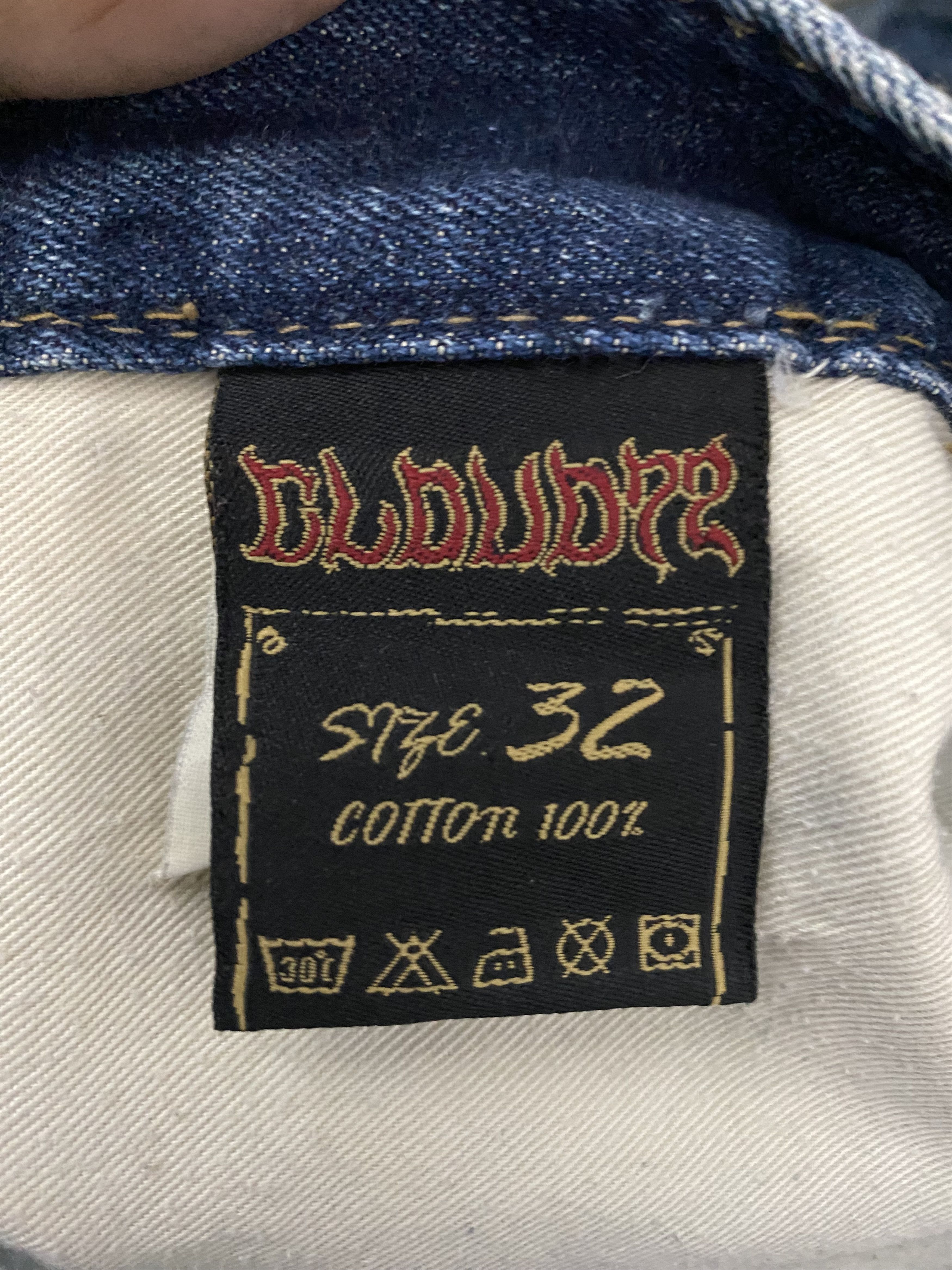 Vintage Cloud 72 Gothic Distressed Denim Jeans Ripped Skull Wing Size US 34 / EU 50 - 16 Thumbnail