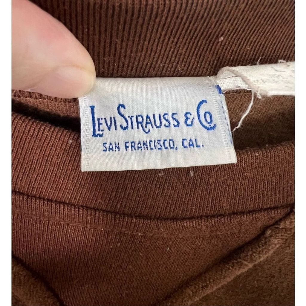 Levi's Vintage 70s Levi Strauss and Co Long Sleeve Crewneck Sweater Size L / US 10 / IT 46 - 2 Thumbnail