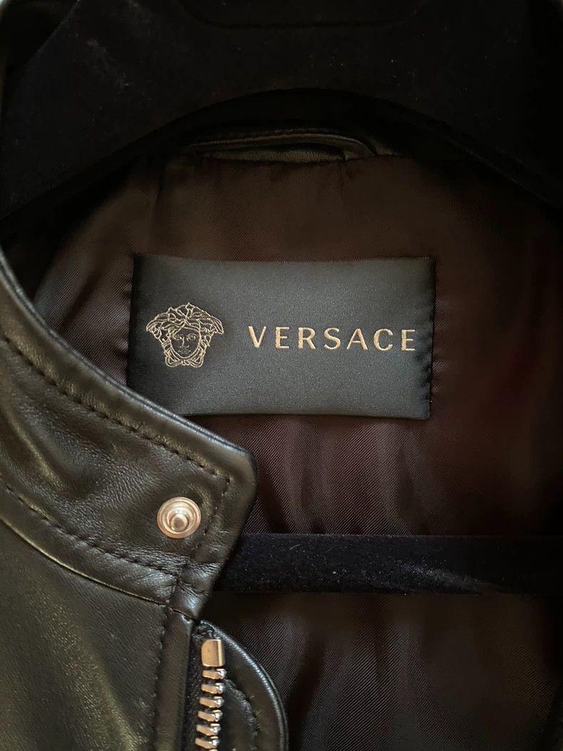 Other Versace Main line genuine leather jacket Size US XL / EU 56 / 4 - 2 Thumbnail