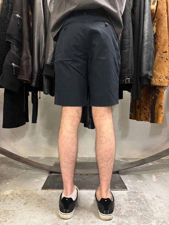 Helmut Lang 2000s Helmut Lang Strapped Waistband Navy Shorts Size US 39 - 3 Thumbnail