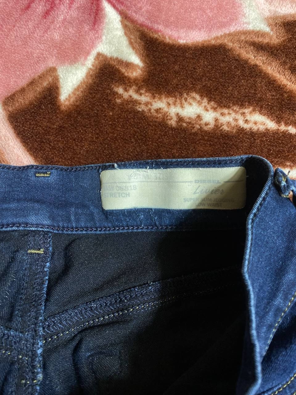 Diesel Diesel Selvedge Slim Faded Washed Distressed Denim F100 Size US 26 / EU 42 - 2 Thumbnail
