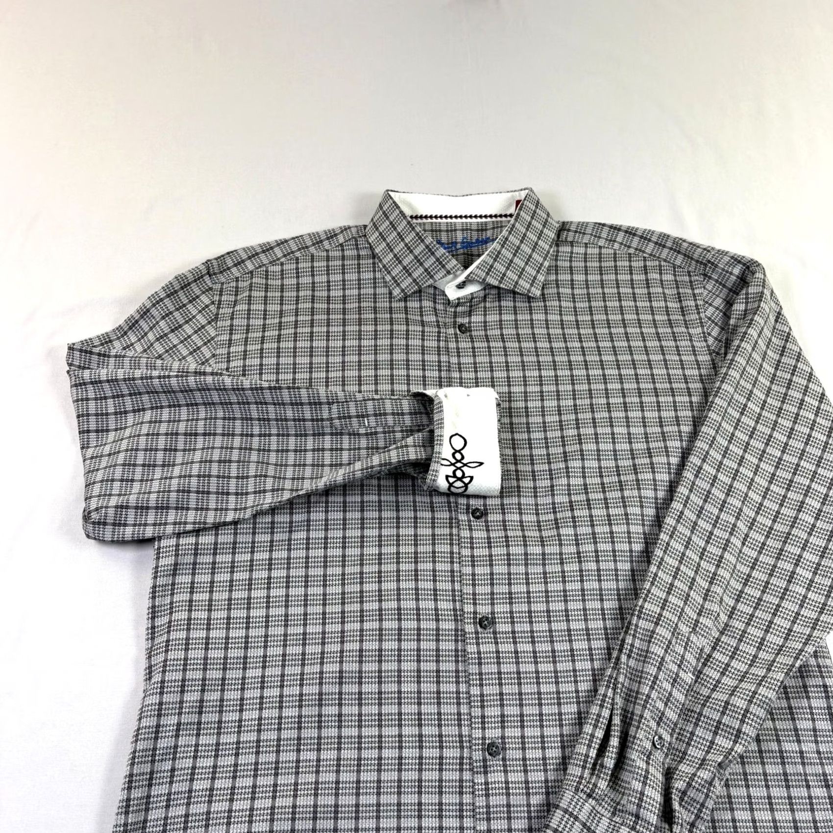 Robert Graham VINTAGE Robert Graham Shirt Mens XL Gray Plaid Button Up Flip Cuff Long Sleeve Size US XL / EU 56 / 4 - 2 Thumbnail