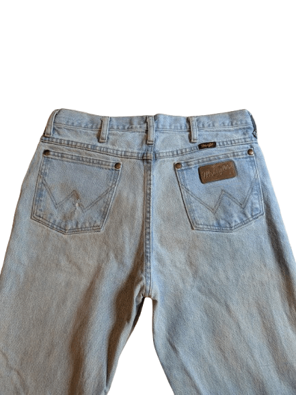 Wrangler Wrangler light wash jeans size 32 x 38 Size US 32 / EU 48 - 3 Thumbnail